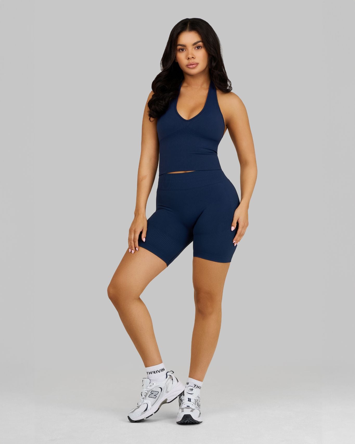 Elevate™ Shorts Moldeadores de Cintura Media con Fruncido | Azul Medianoche