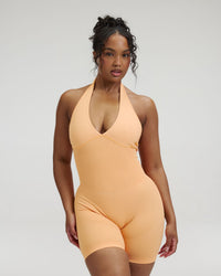 Elevate™ Todo en Uno Modelador con Escote Halter | Melón