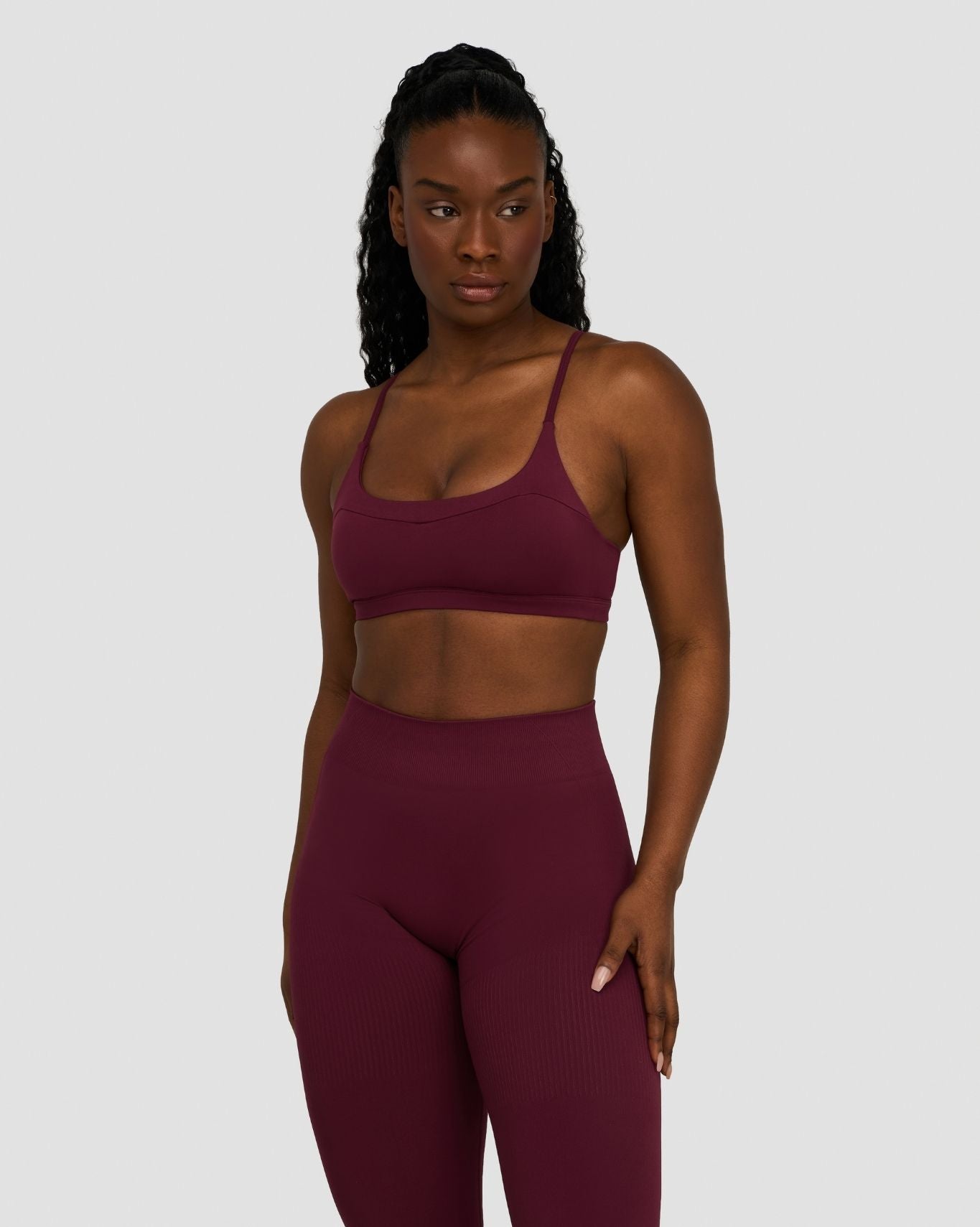 Elevate™ Sculpting Seamless Scoop Neck Bra | Merlot