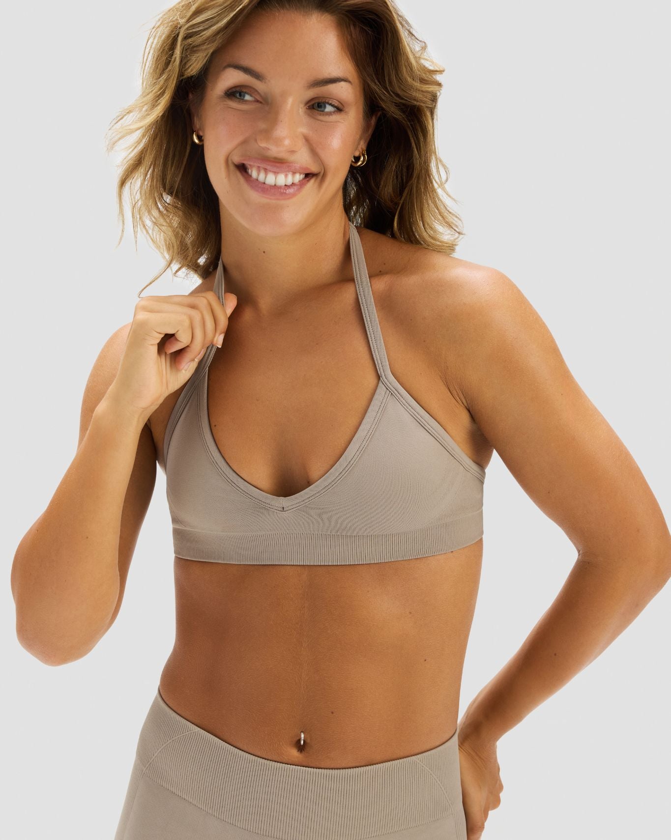 Elevate™ Sujetador Halter Ajustable Sin Costuras Moldeador | Latte