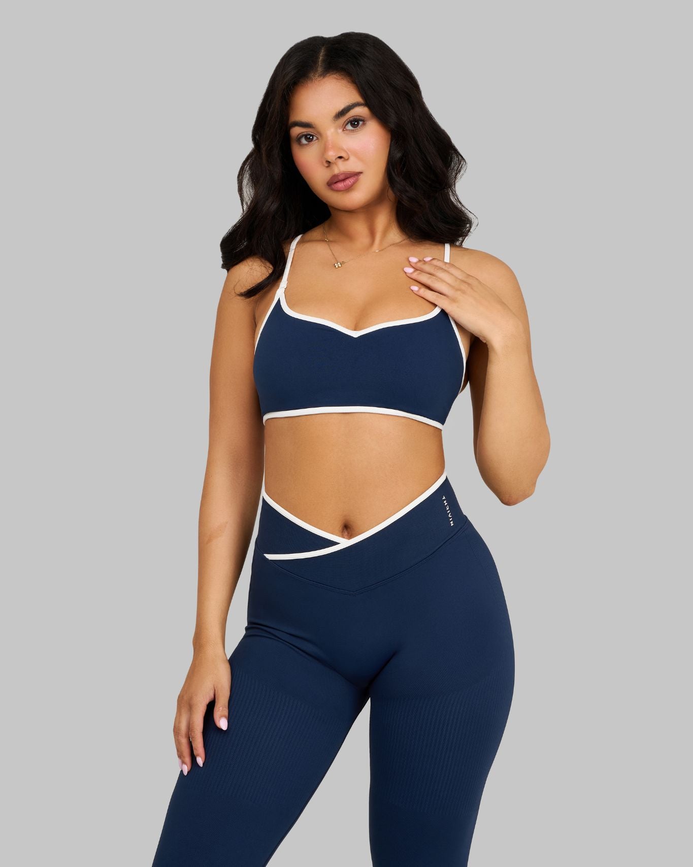 Alex is 165cm and wears a size S.