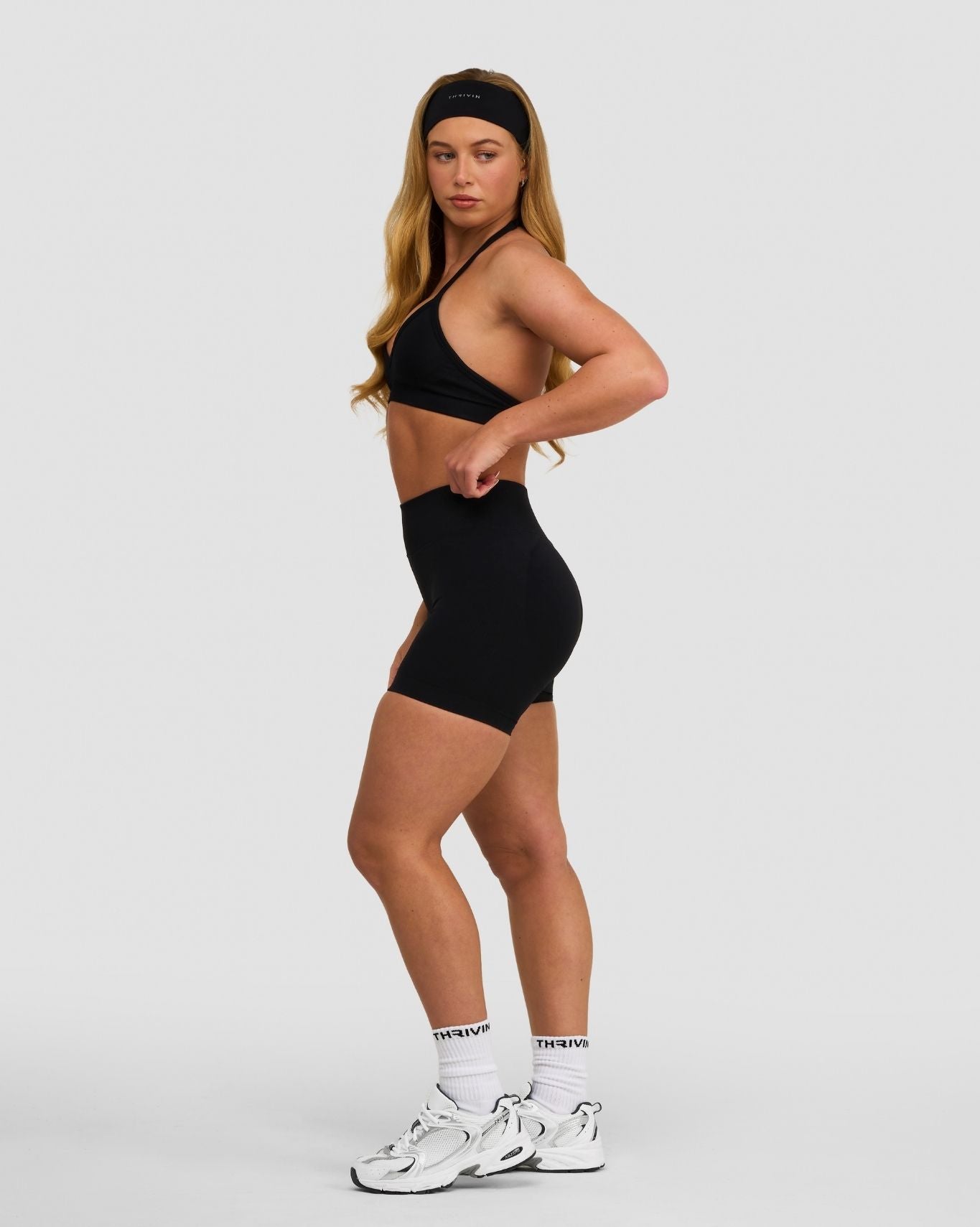 Elevate™ Sujetador Halter Ajustable Sin Costuras de Moldeado | Negro Noche