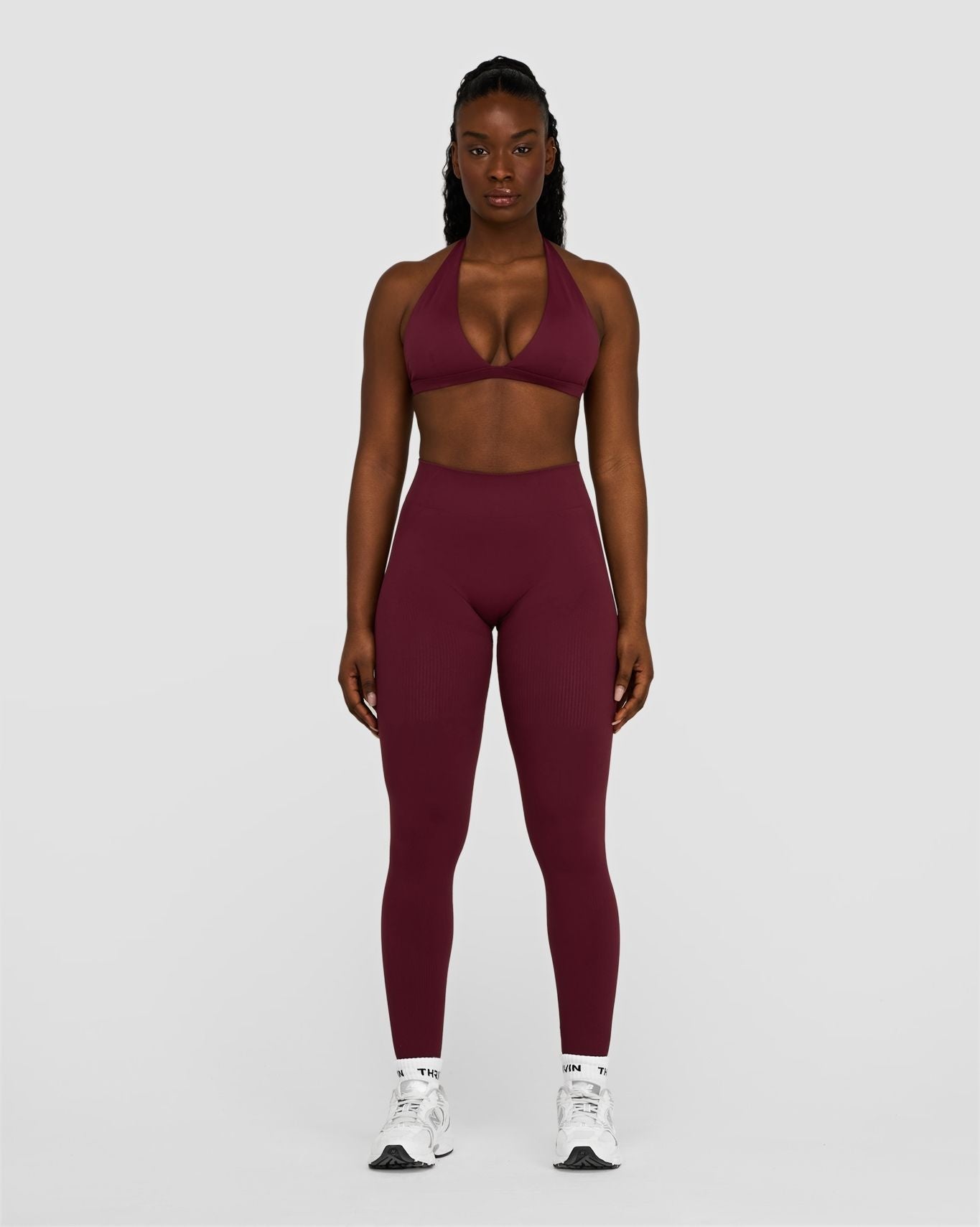 Elevate™ Leggings de Modelado de Cintura Media con Fruncido | Merlot