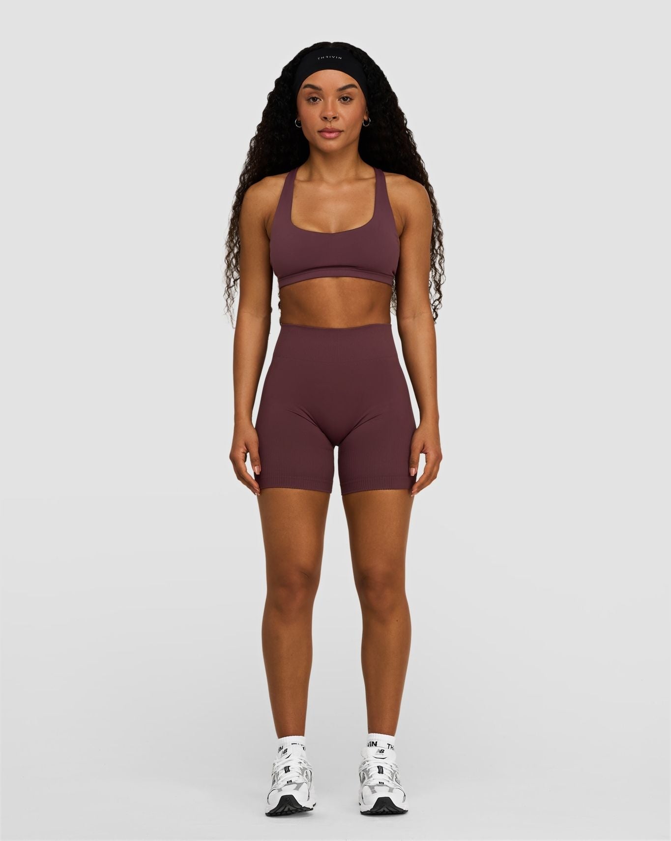 Elevate™ Shorts de Modelado de Cintura Media con Fruncido | Mauve Oscuro