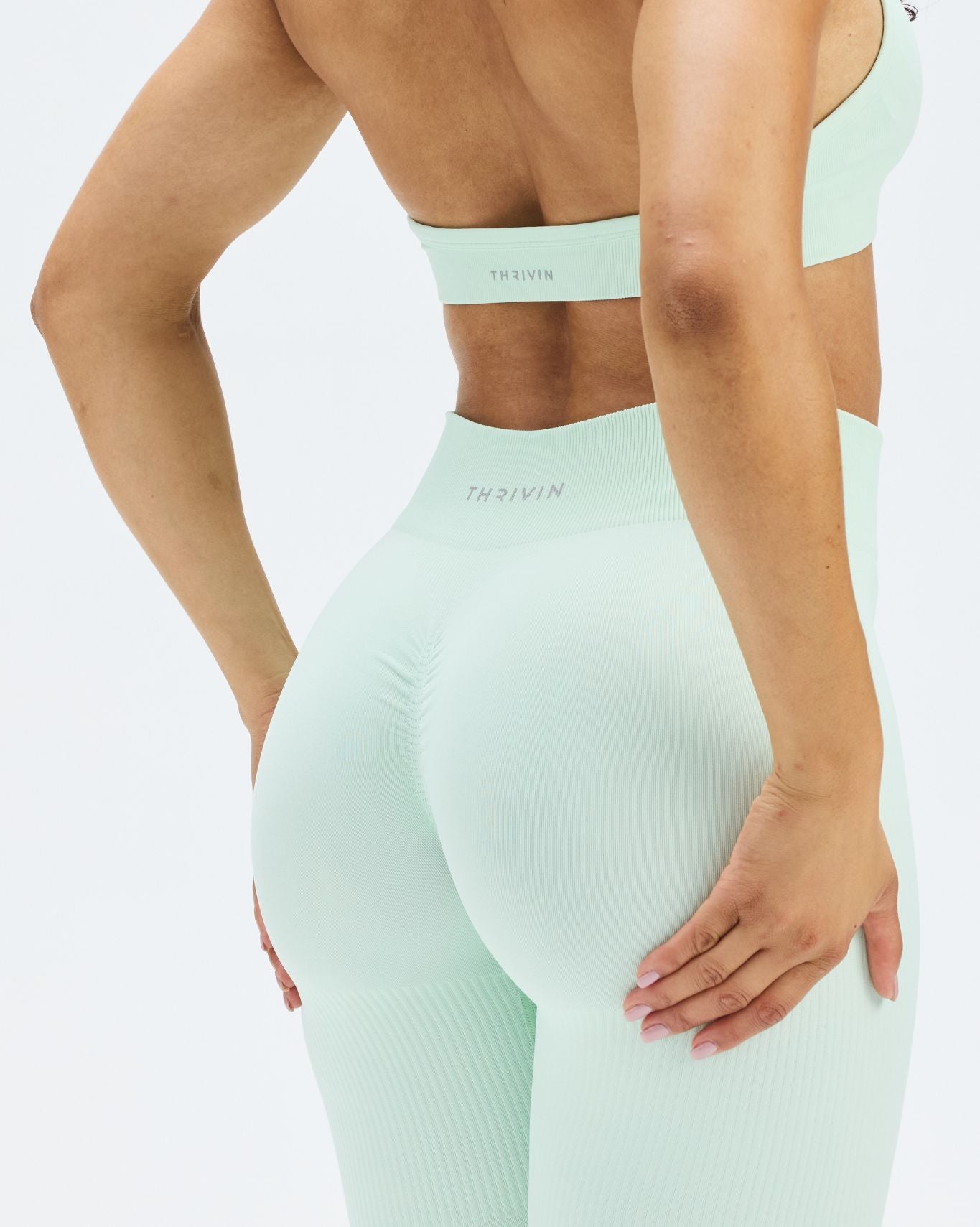 Elevate™ Sculpting Mid Waist Scrunch Leggings | Mint Julep