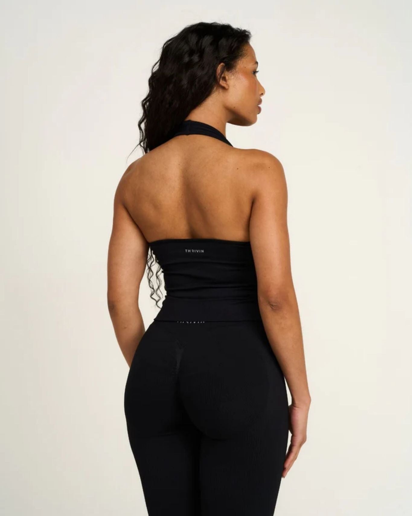 Elevate™ Sculpting Seamless Halterneck Top | Night Black