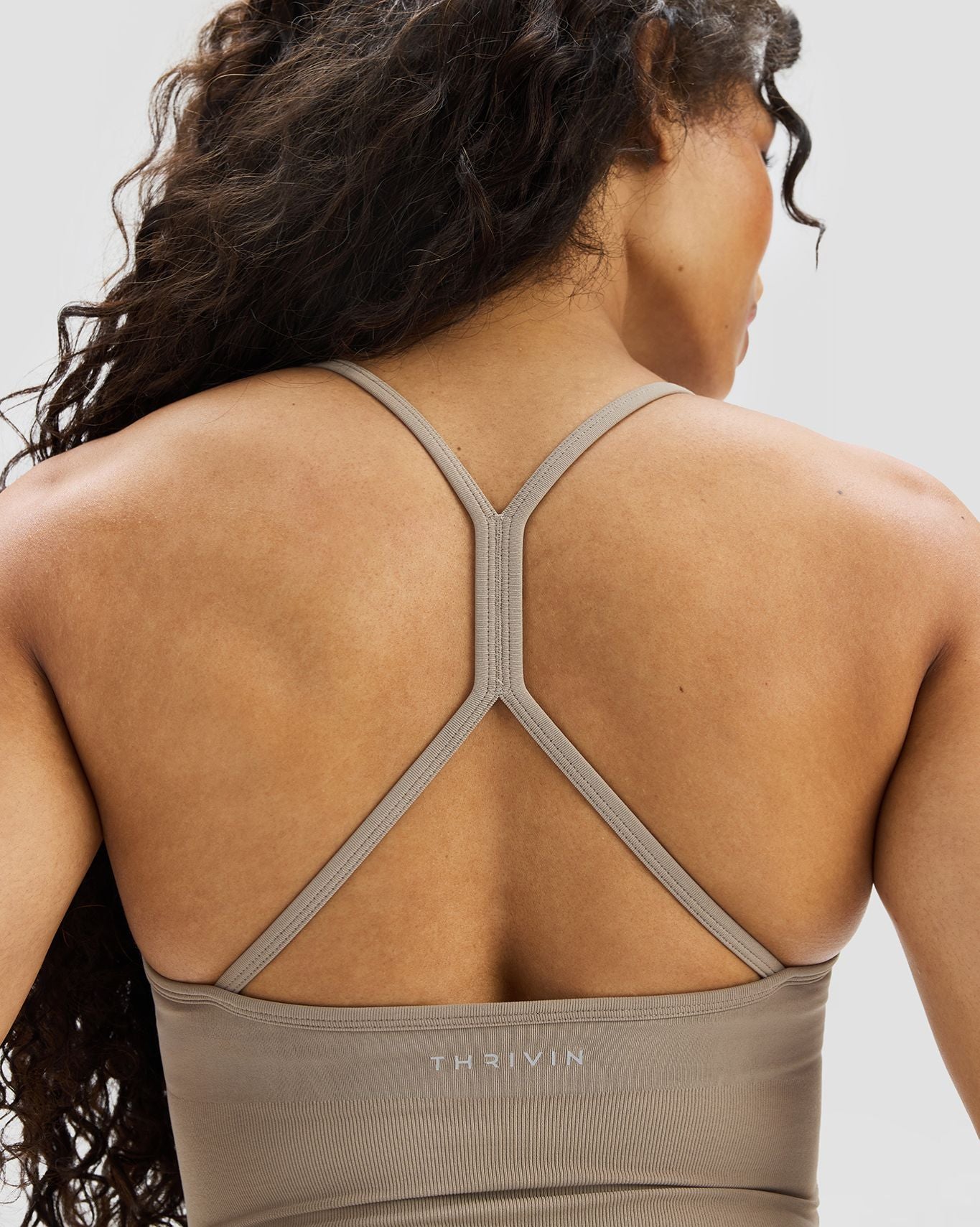 Elevate™ Top Sin Costuras de Modelado con Espalda Cruzada | Latte
