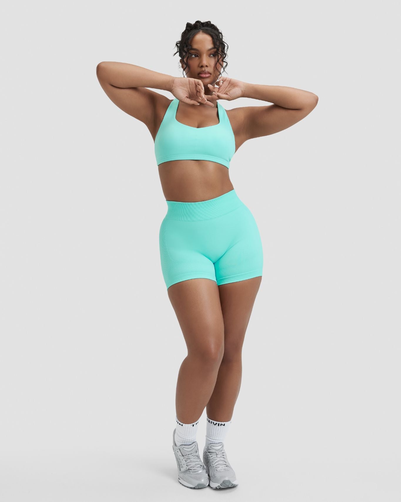 Elevate™ Shorts Cortos Moldeadores de Cintura Media con Fruncido | Clear Tides