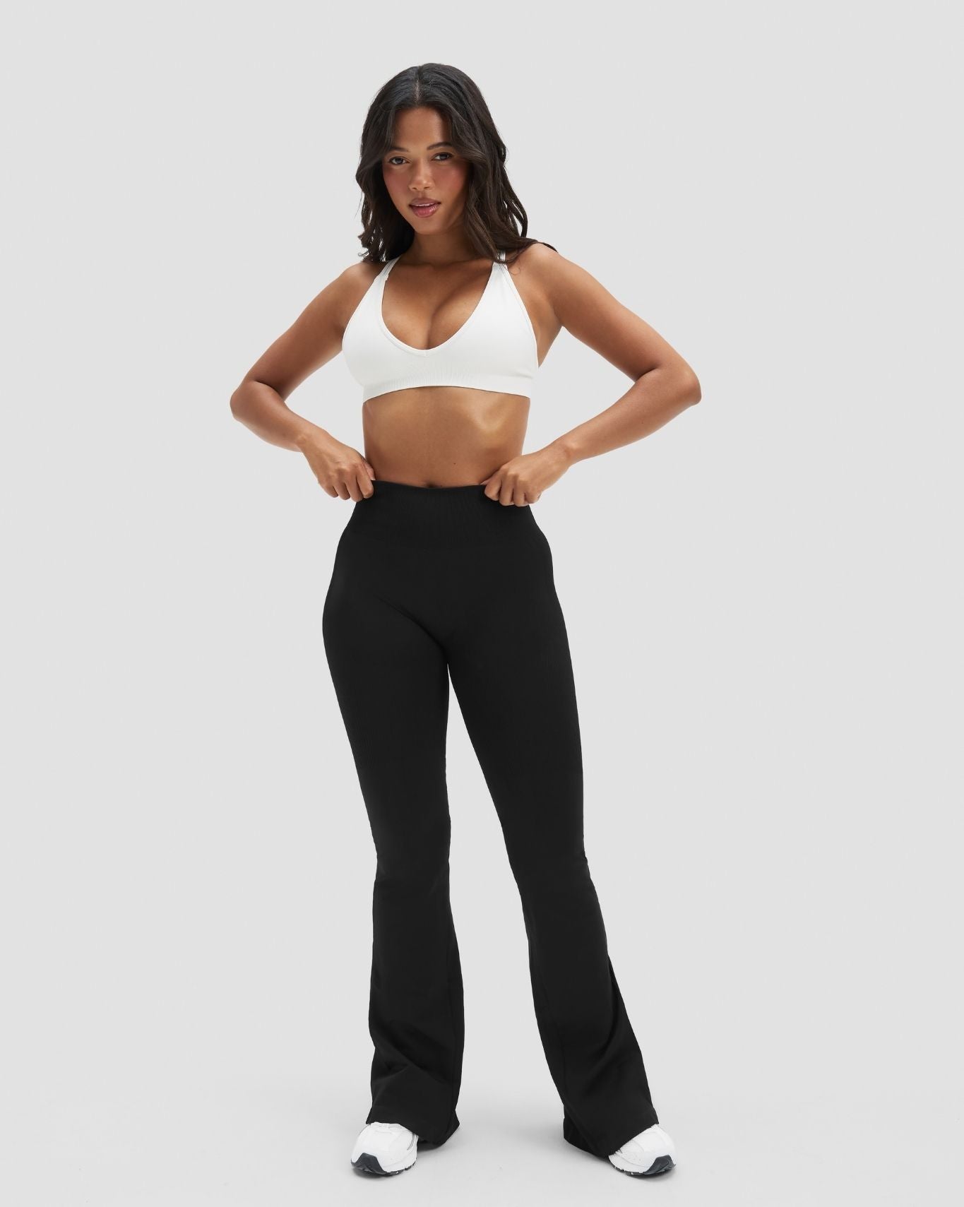 Elevate™ Sculpting High Waist Flare Leggings | Night Black