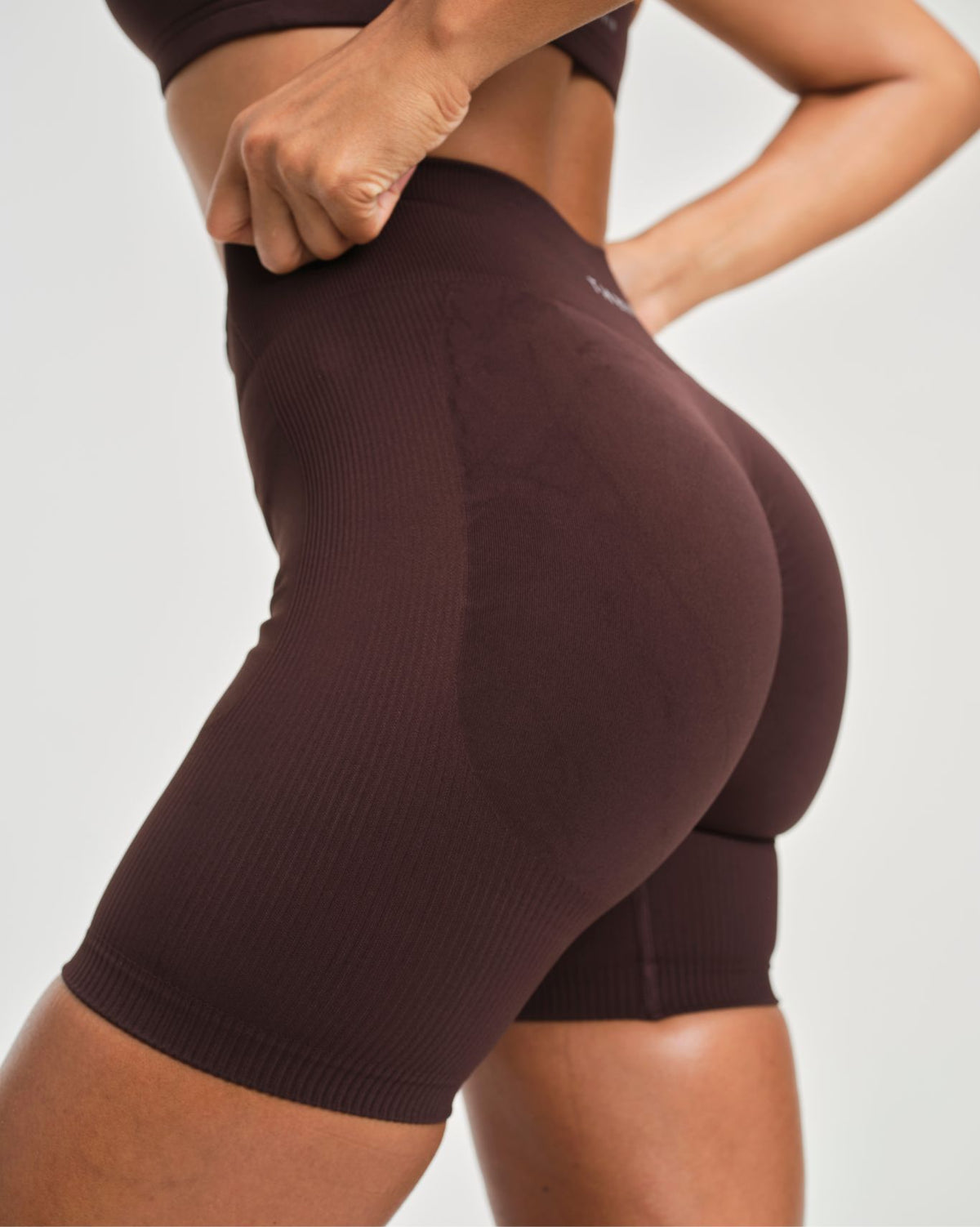 Elevate™ Sculpting Mid Waist Scrunch Shorts | Coffee