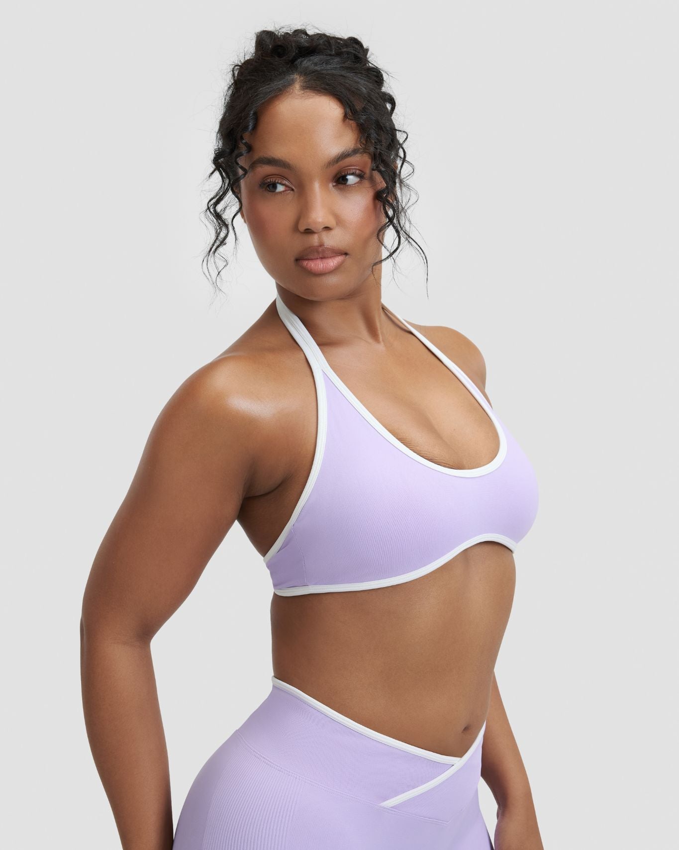 Elevate™ Outline Halterneck Bra | Lilac