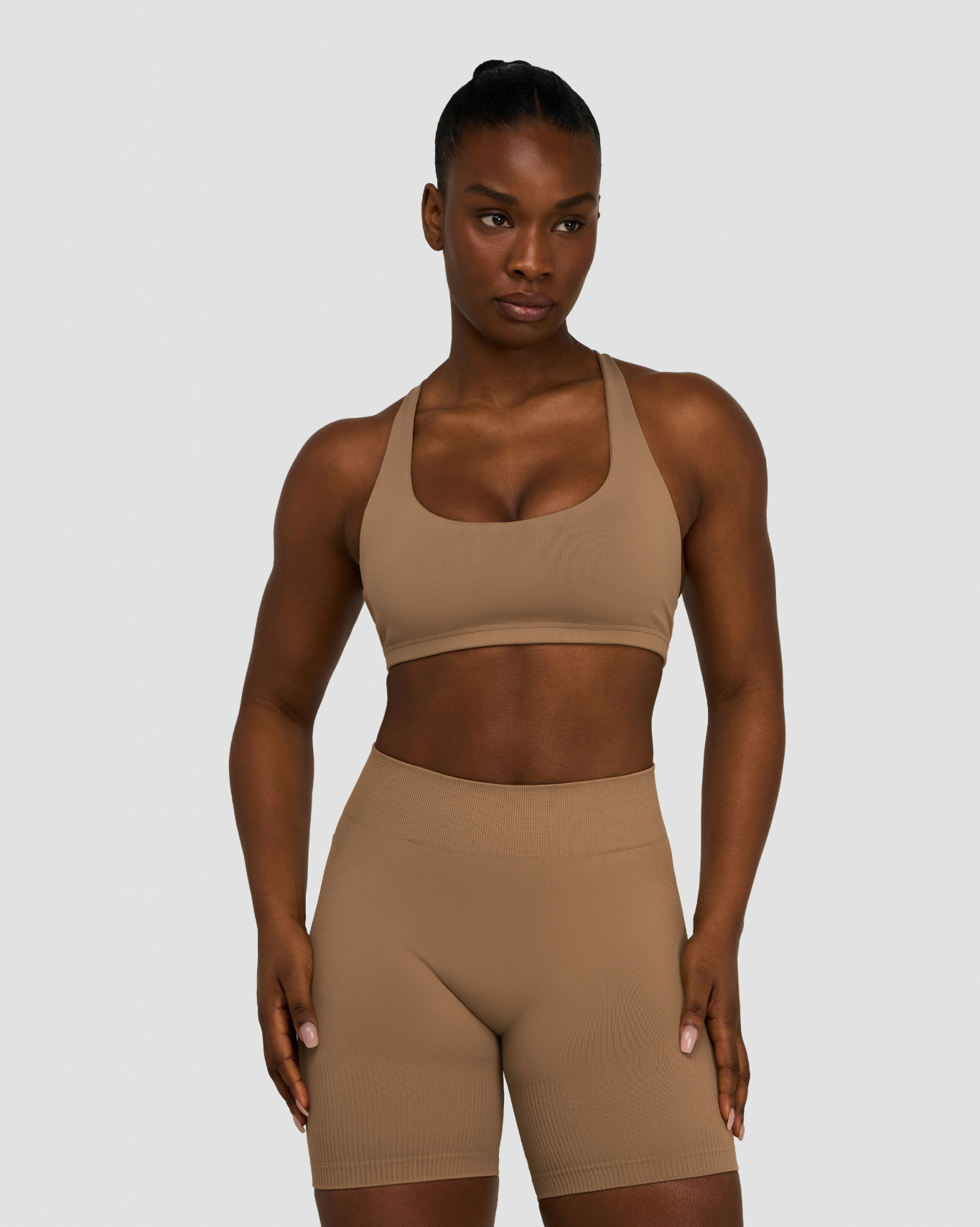 Elevate™ Sculpting Medium Impact Multiway Bra | Toffee