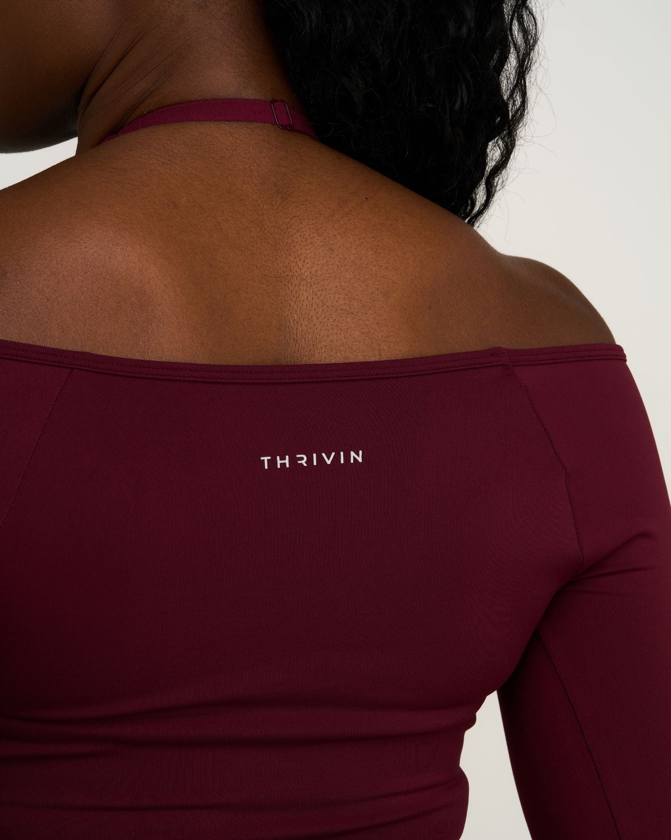 Elevate™ Top sin costuras con escote en V moldeador | Merlot