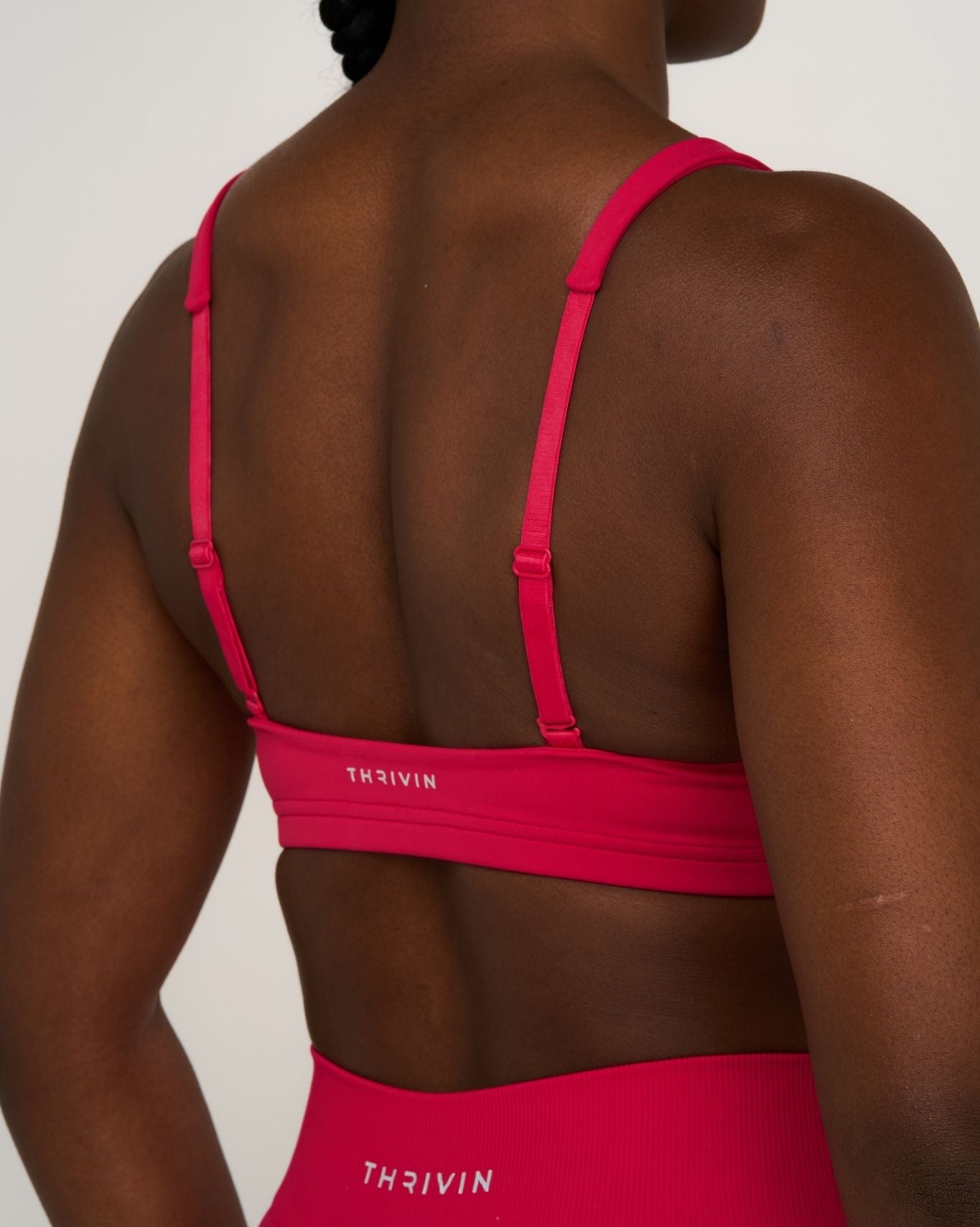 Elevate™ Sujetador Multiuso de Impacto Medio Moldeador | Fresa