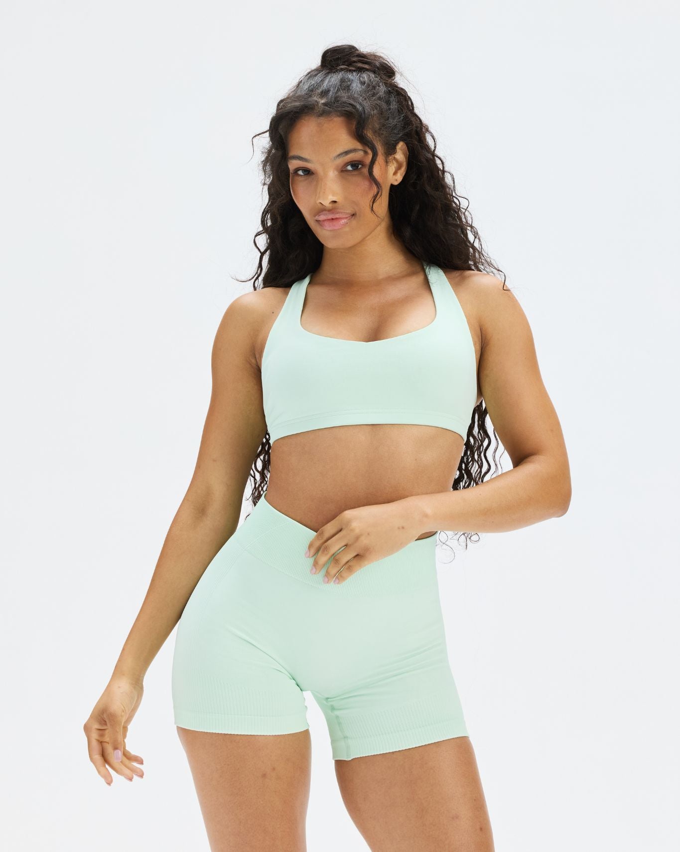 Elevate™ Sculpting Medium Impact Multiway Bra | Mint Julep