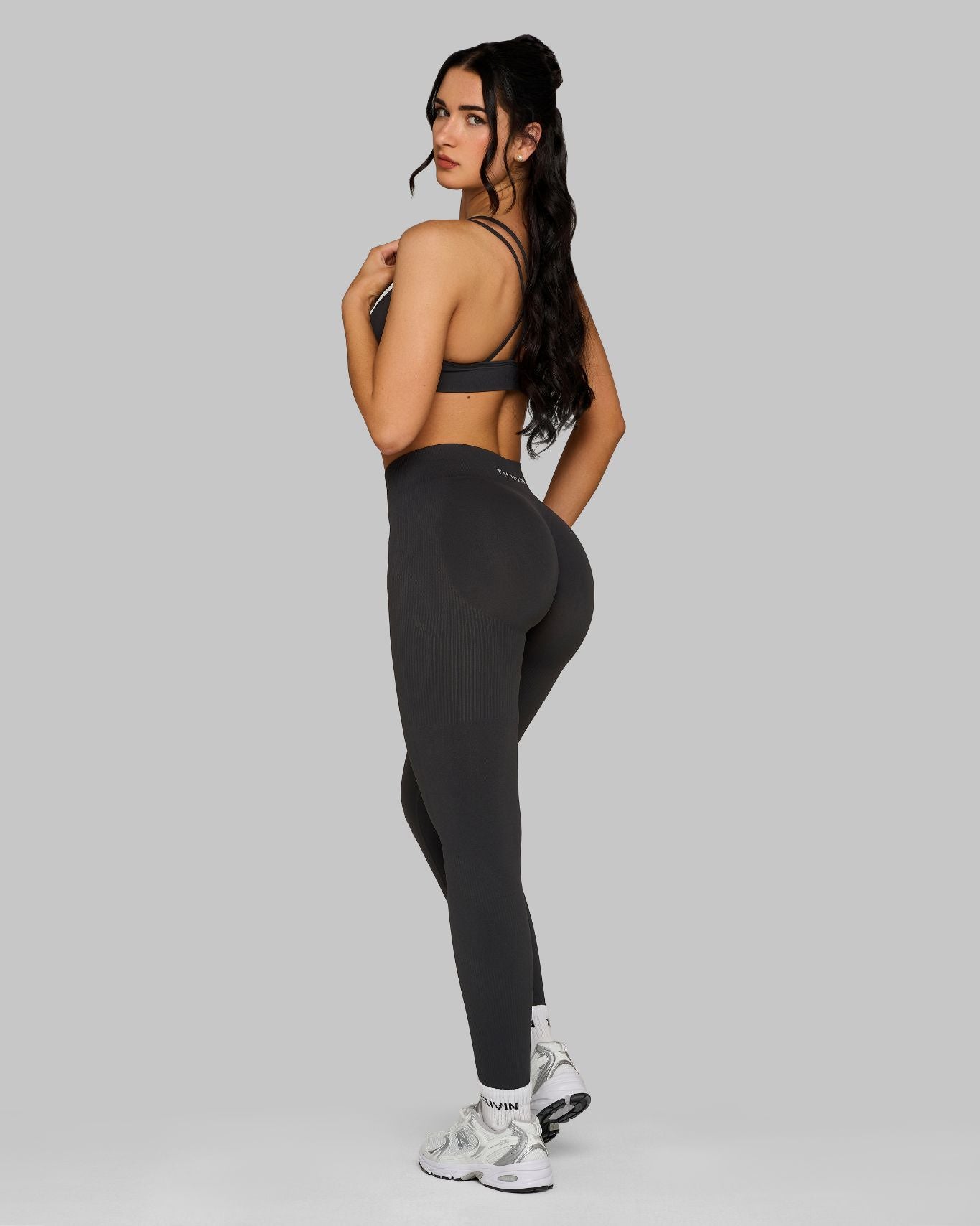 Elevate™ Leggings de Cintura Media con Fruncido para Modelar | Gris Carbón