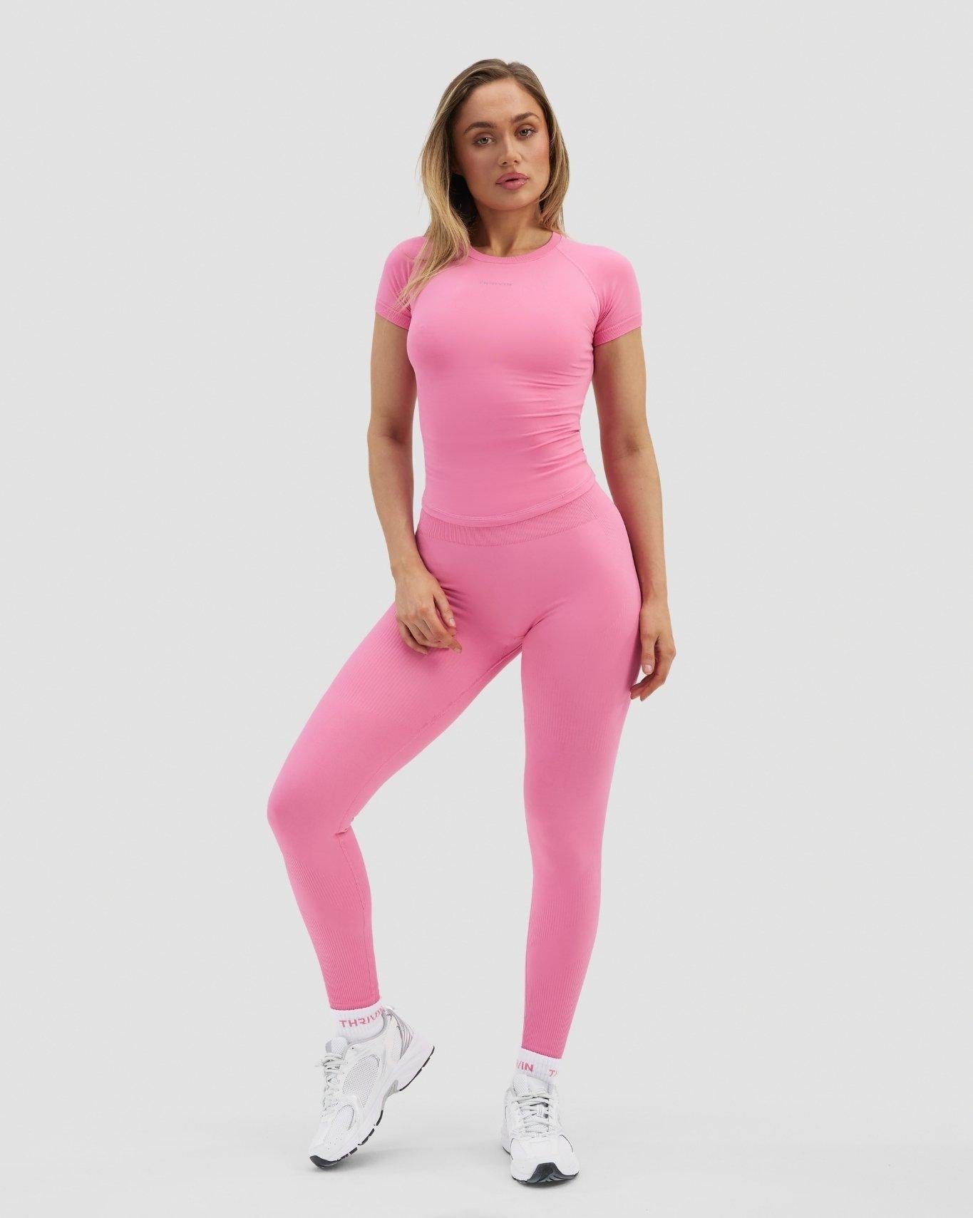 Elevate™ Compression T-shirt | Bubble Pink