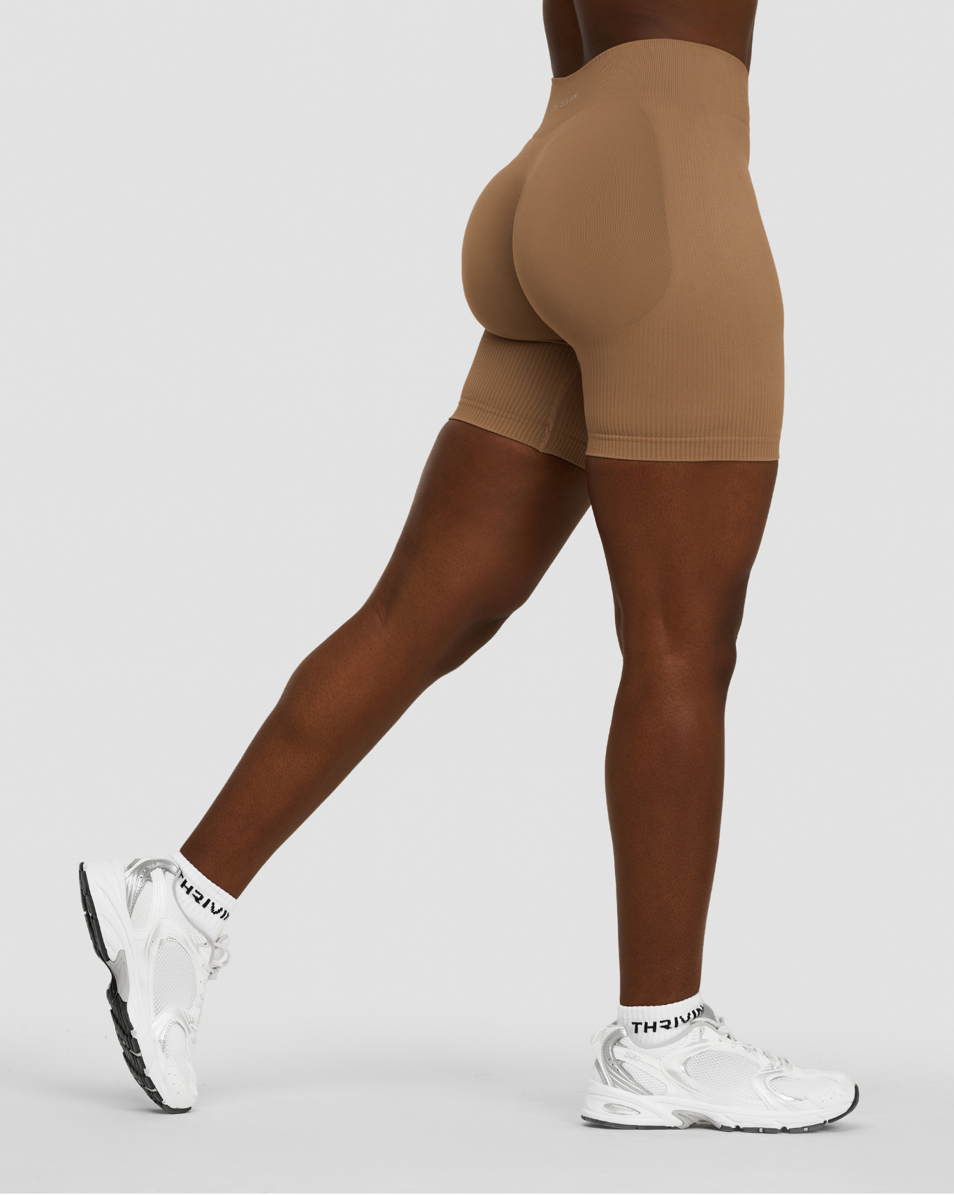 Elevate™ Sculpting Mid Waist Scrunch Shorts | Toffee
