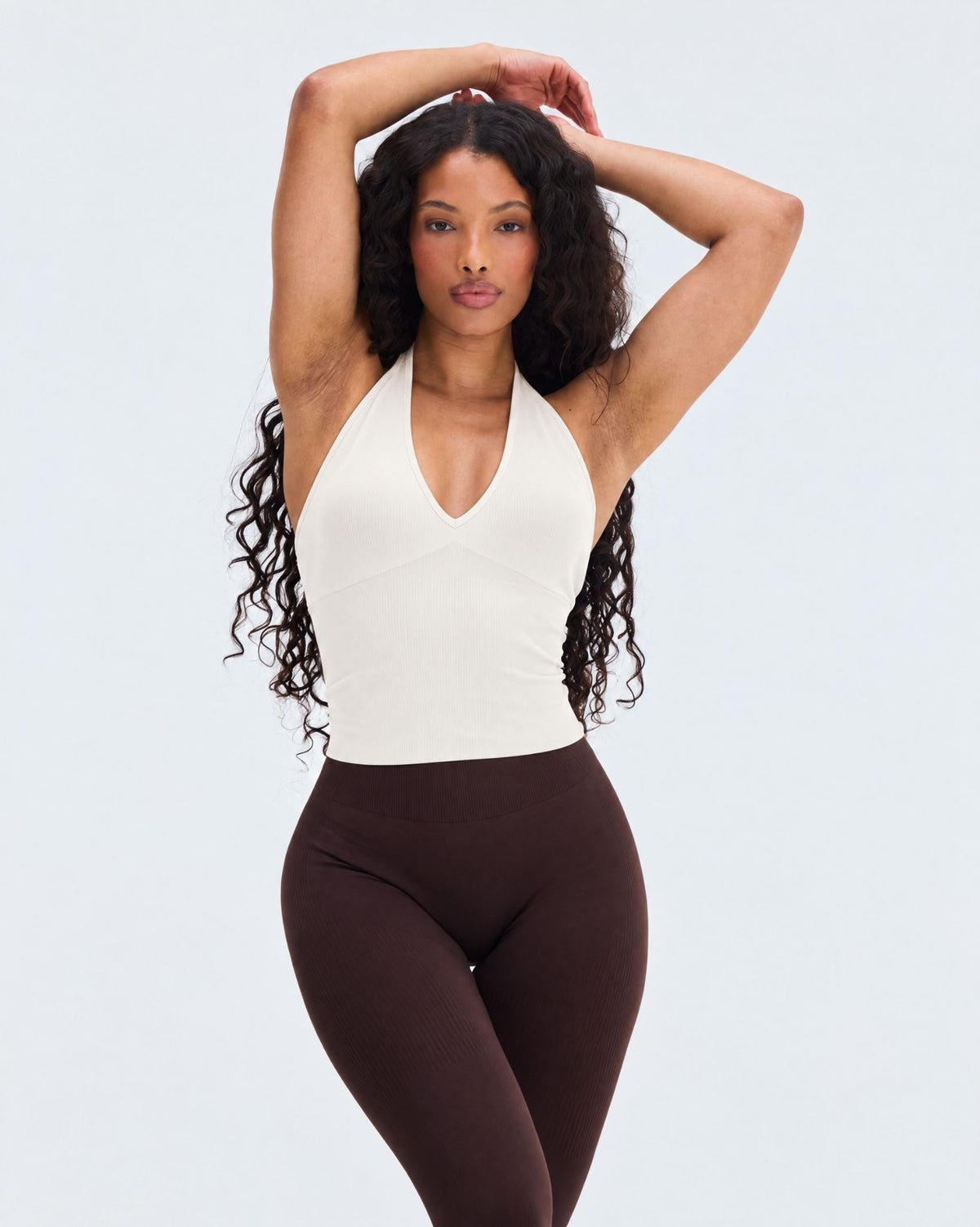 Elevate™ Top Halter Sin Costuras con Efecto Moldeador | Blanco