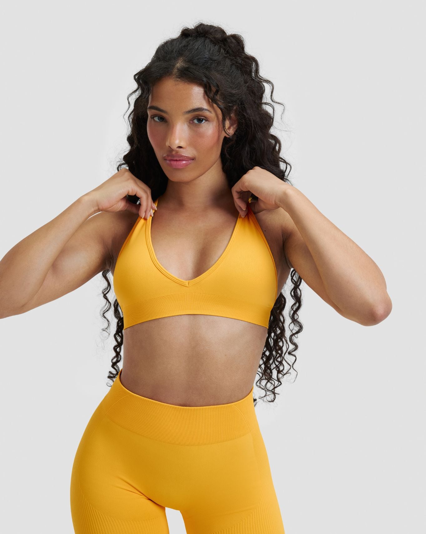 Elevate™ Sculpting Seamless High Apex Bra | Banana