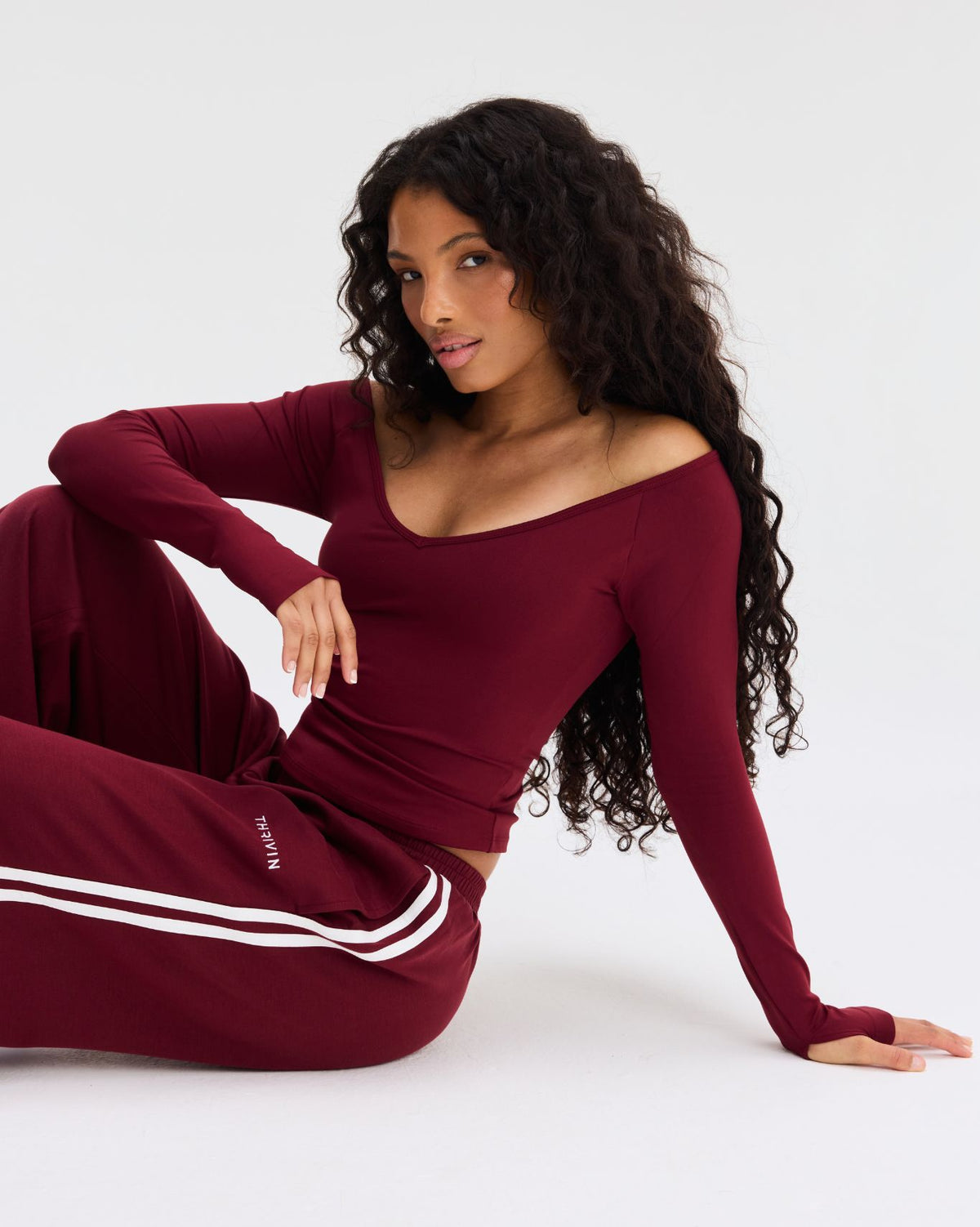Pantalones Jogger de Pierna Ancha a Rayas | Vino Fino