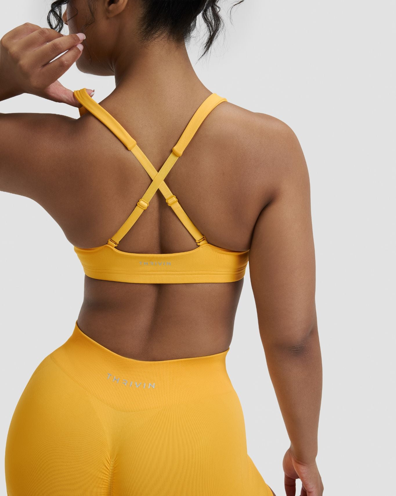 Elevate™ Sculpting Medium Impact Multiway Bra | Banana