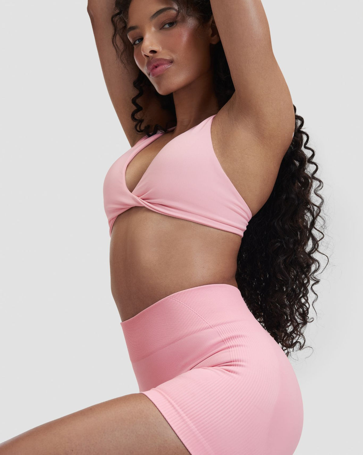 Elevate™ Sculpting Seamless Twisted Bra | Cotton Pink