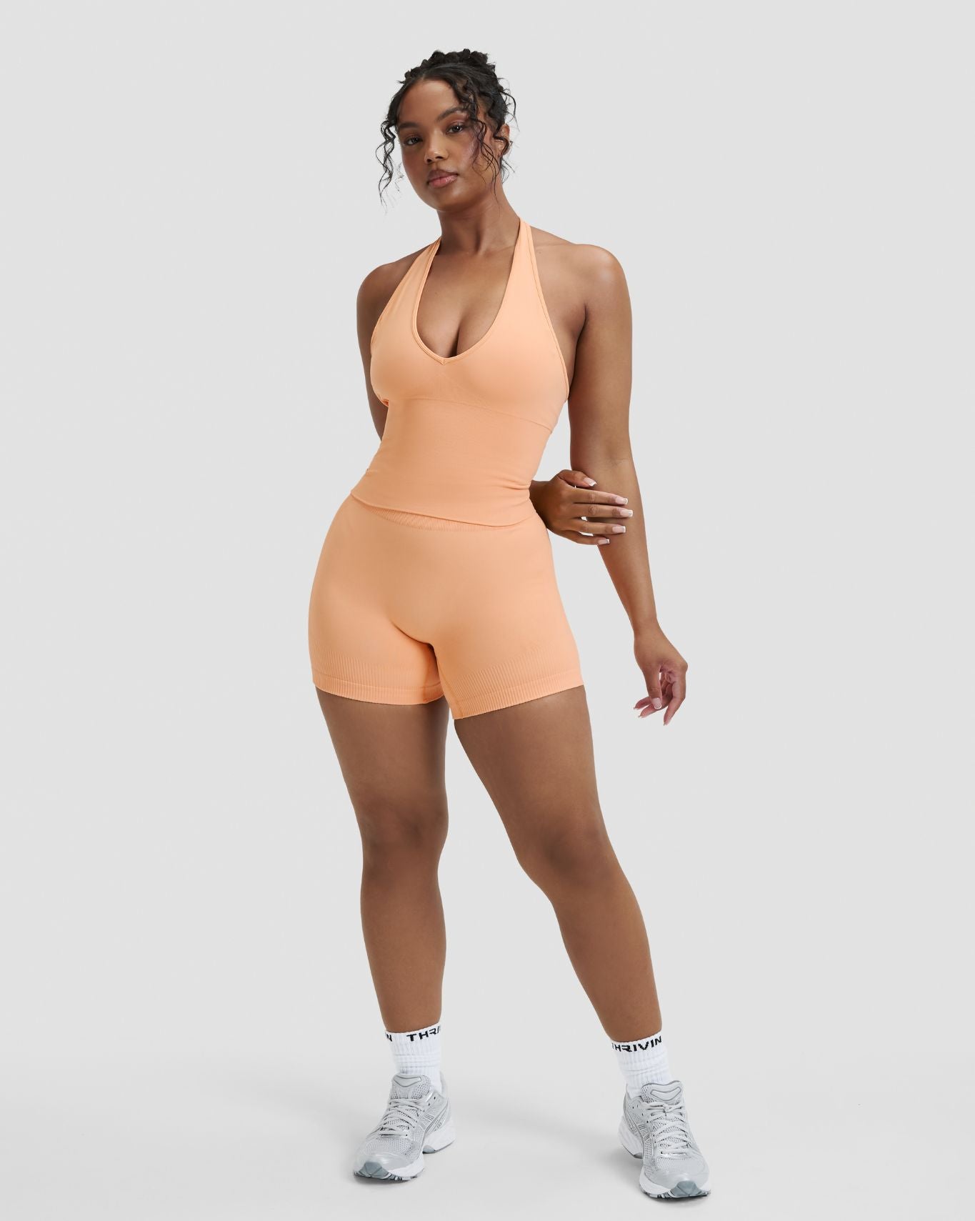 Elevate™ Top de Escote Halter Sin Costuras de Modelado | Melón