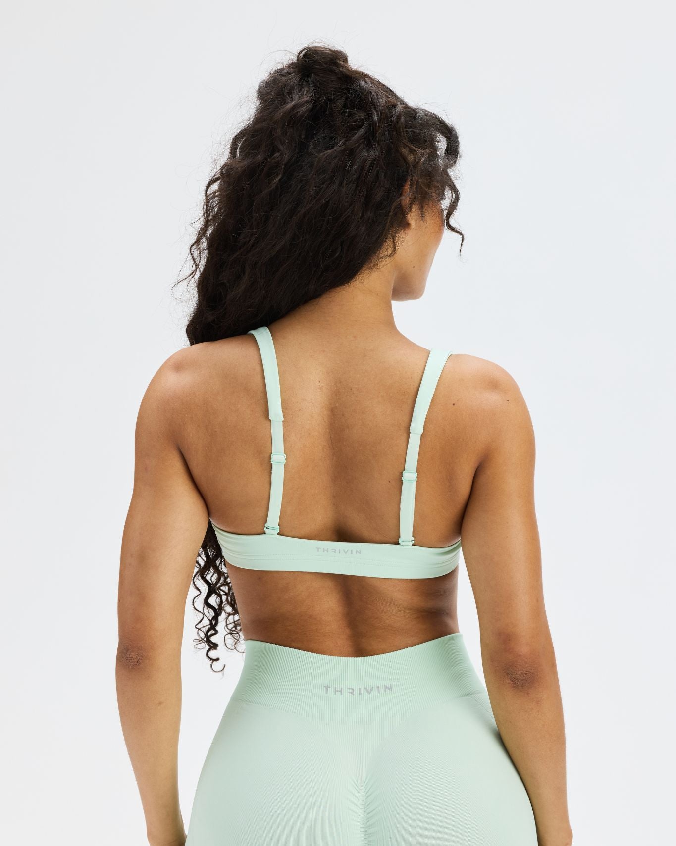 Elevate™ Sculpting Medium Impact Multiway Bra | Mint Julep