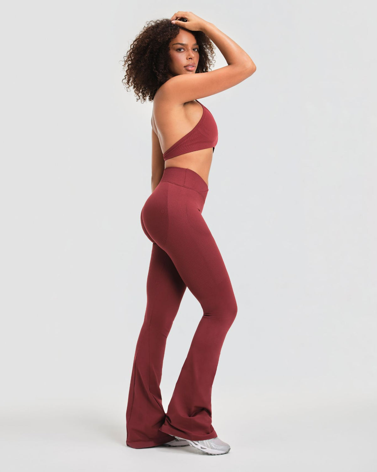 Elevate™ Sculpting Mid V-Waist Flare Leggings | Fine Wine