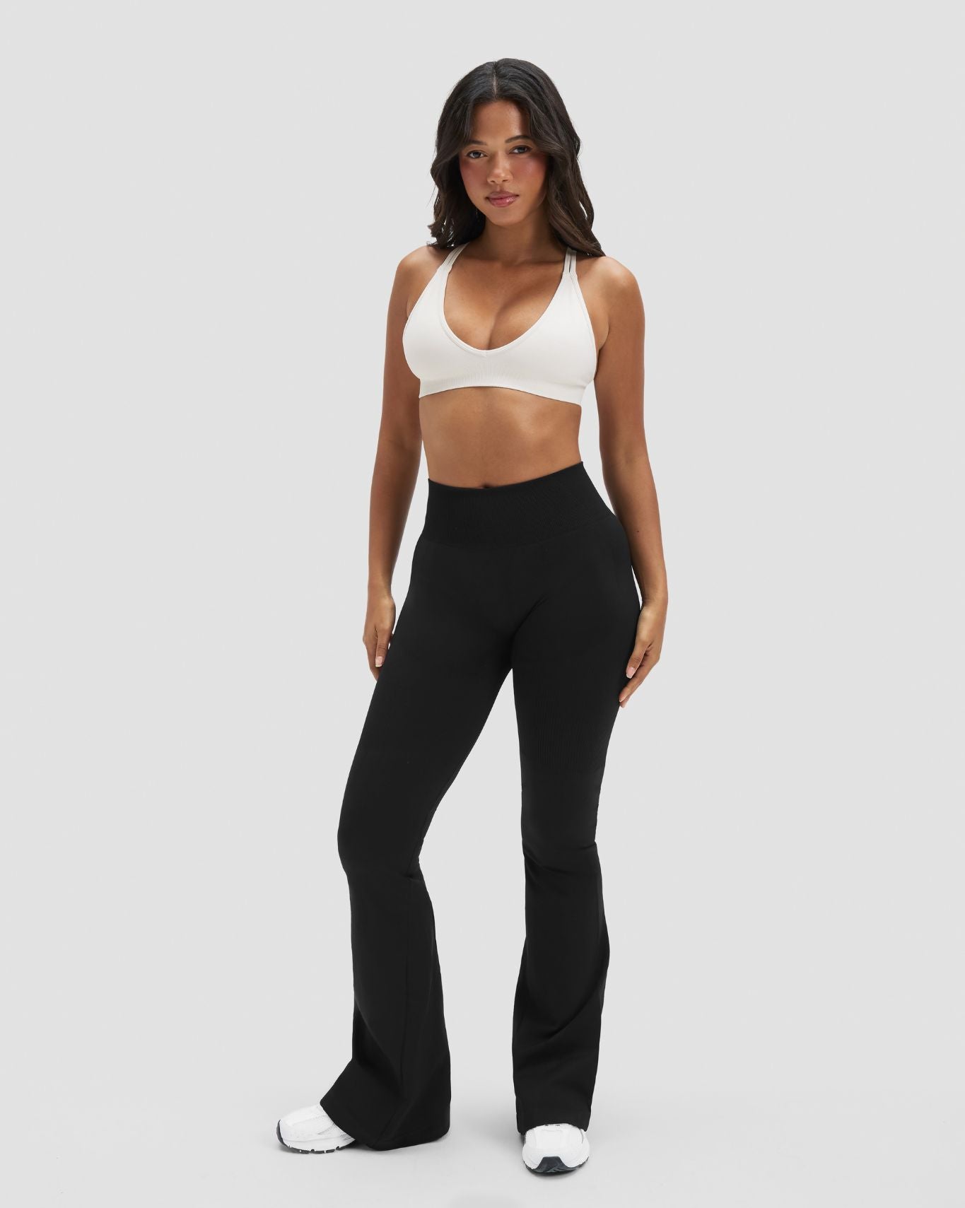 Elevate™ Sculpting High Waist Flare Leggings | Night Black