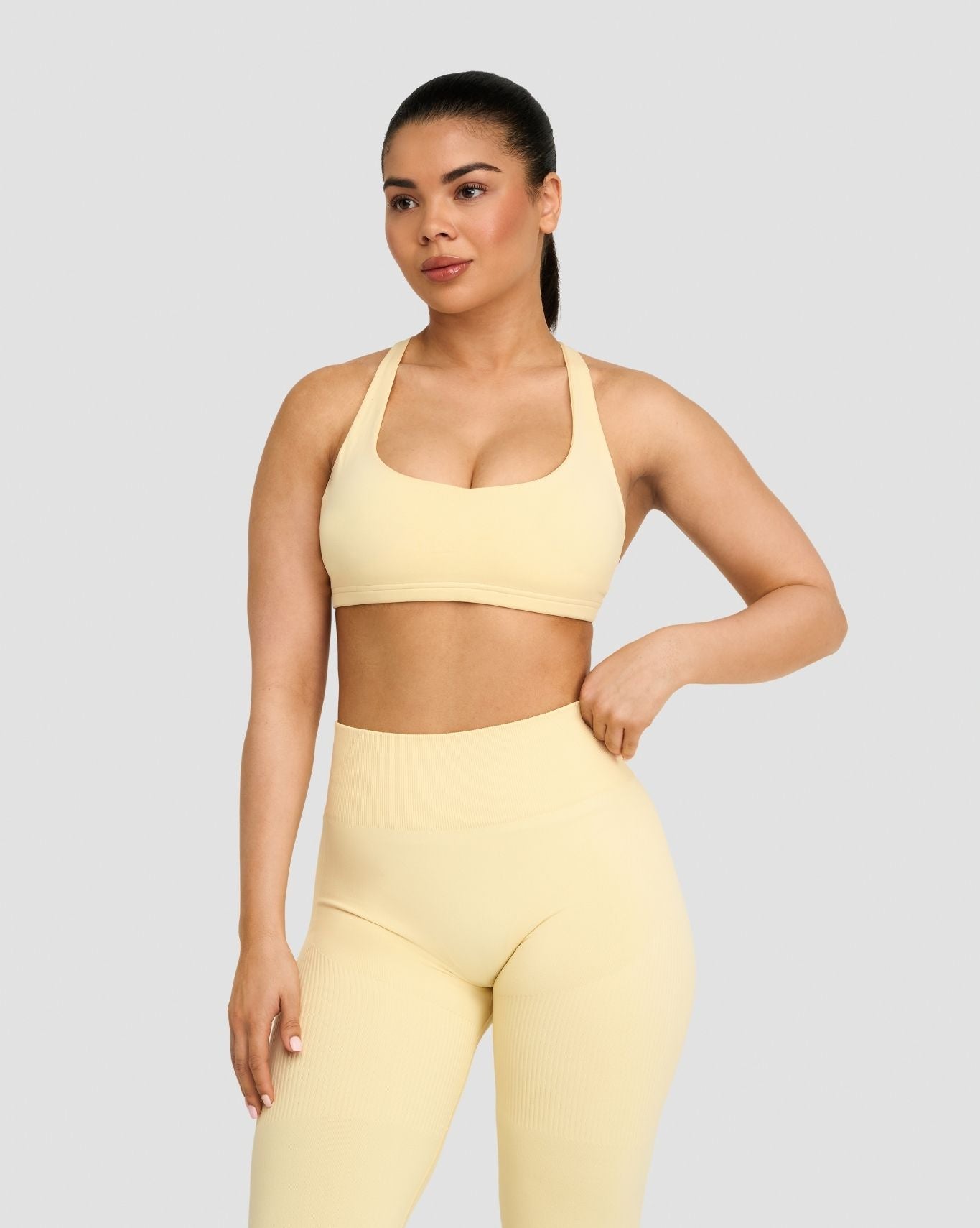 Elevate™ Sculpting Medium Impact Multiway Bra | Golden Butter