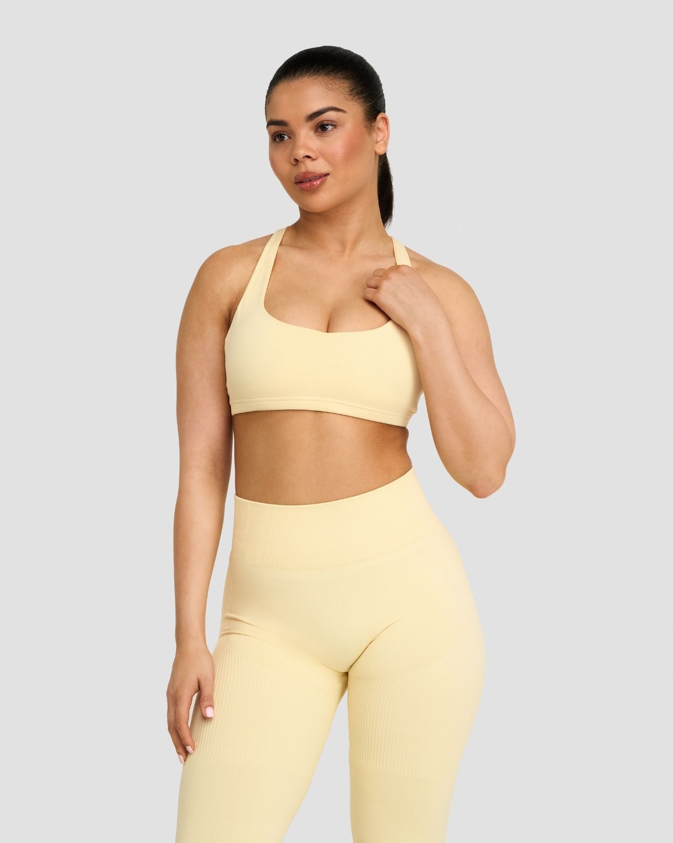 Elevate™ Sculpting Medium Impact Multiway Bra | Golden Butter