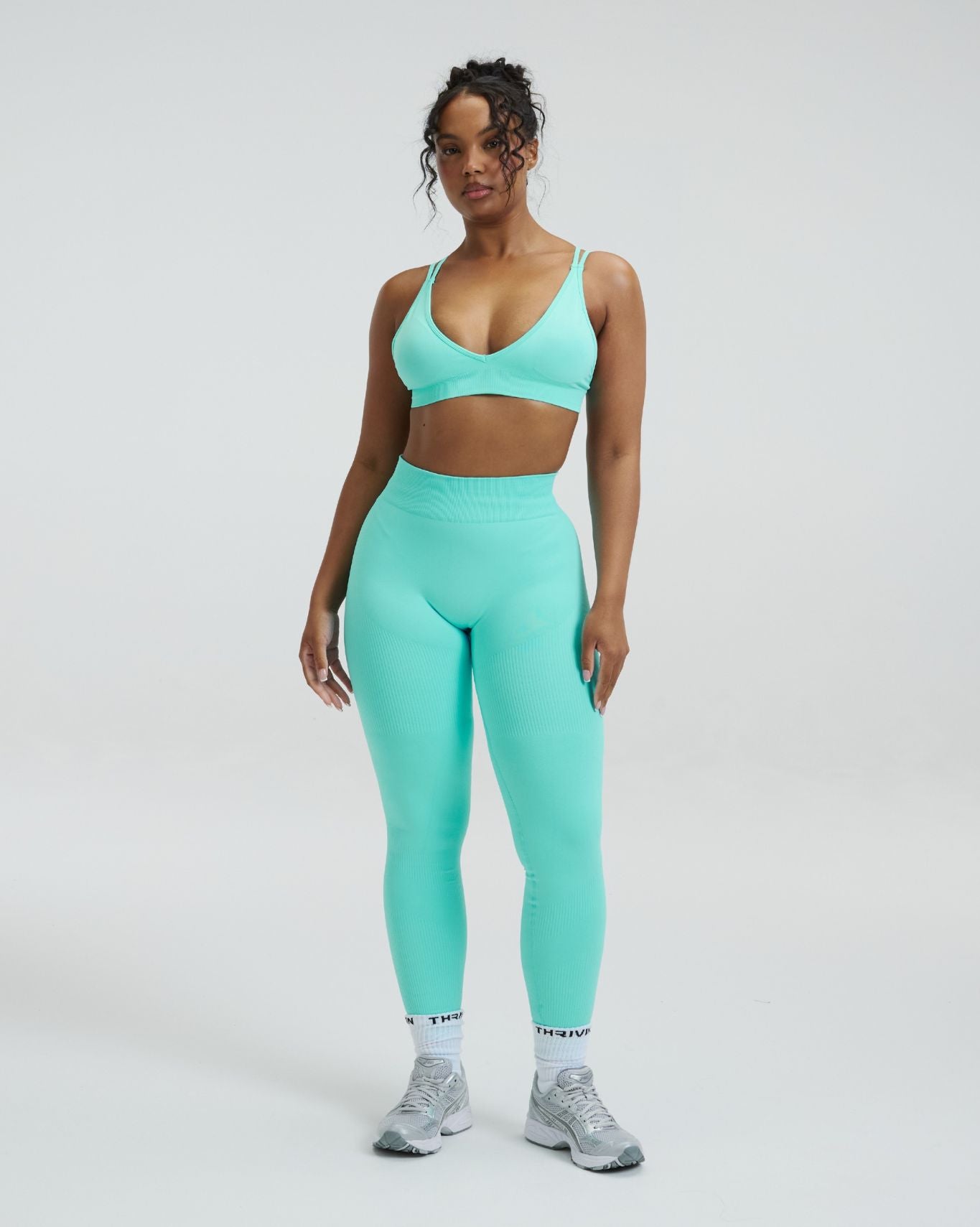 Elevate™ Leggings Esculpidores de Cintura Media con Fruncido | Clear Tides