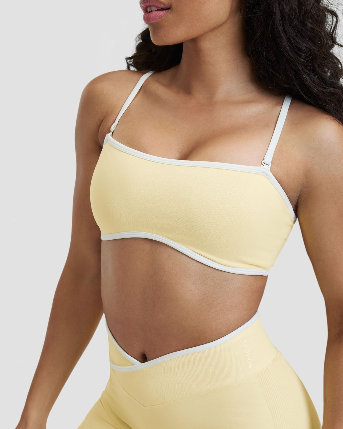 Elevate™ Outline Bandeau Bra | Golden Butter