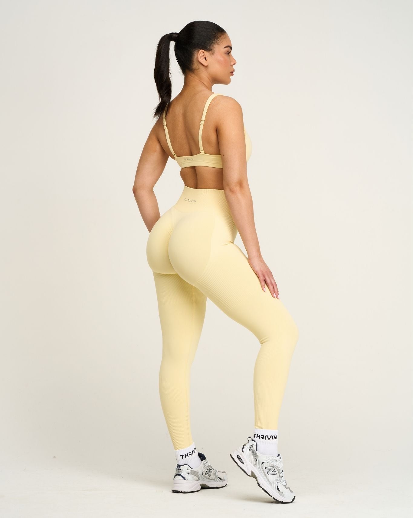 Elevate™ Mallas Modeladoras de Cintura Alta con Fruncido | Golden Butter