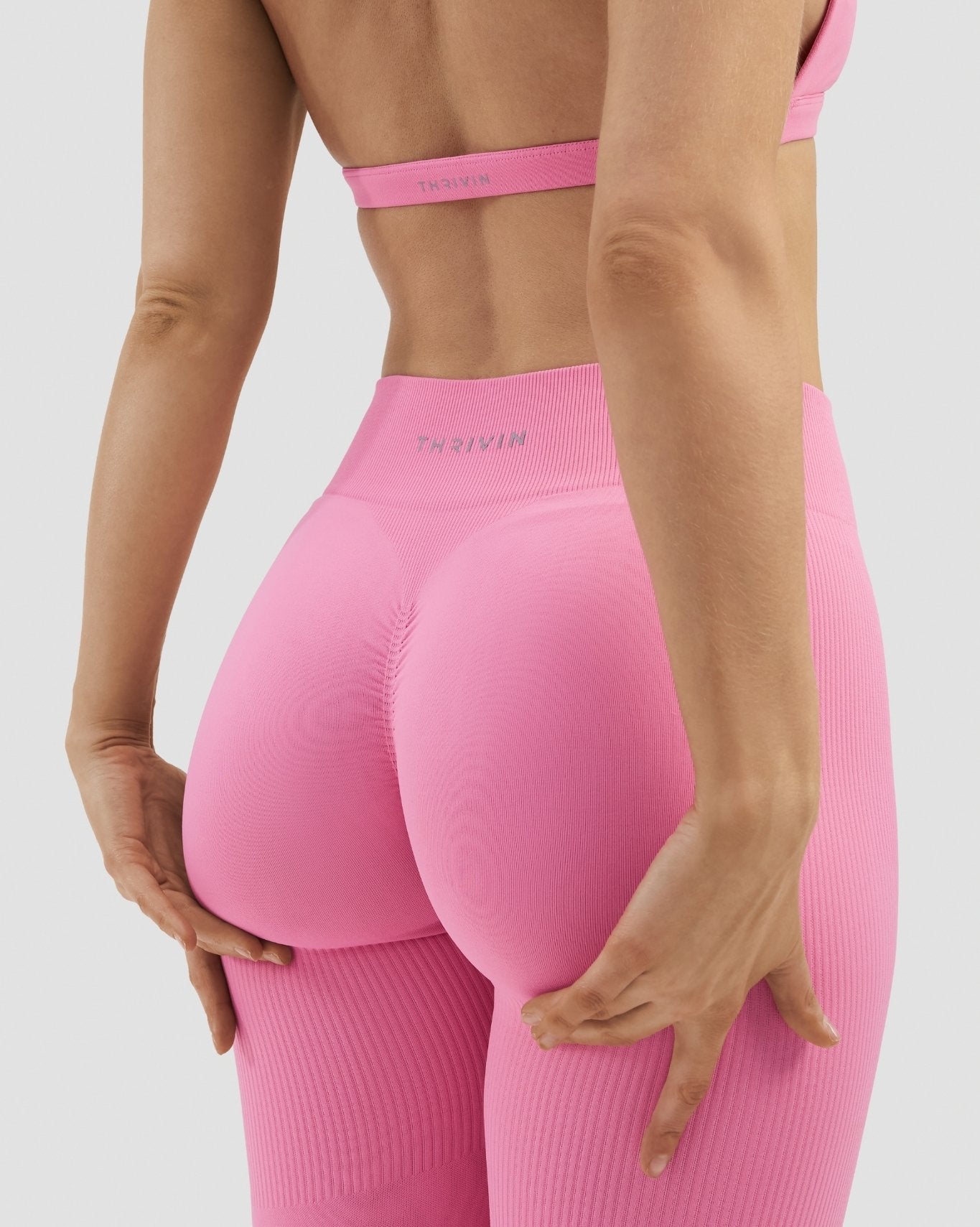 Elevate™ Sculpting Mid Waist Scrunch Leggings | Bubble Pink