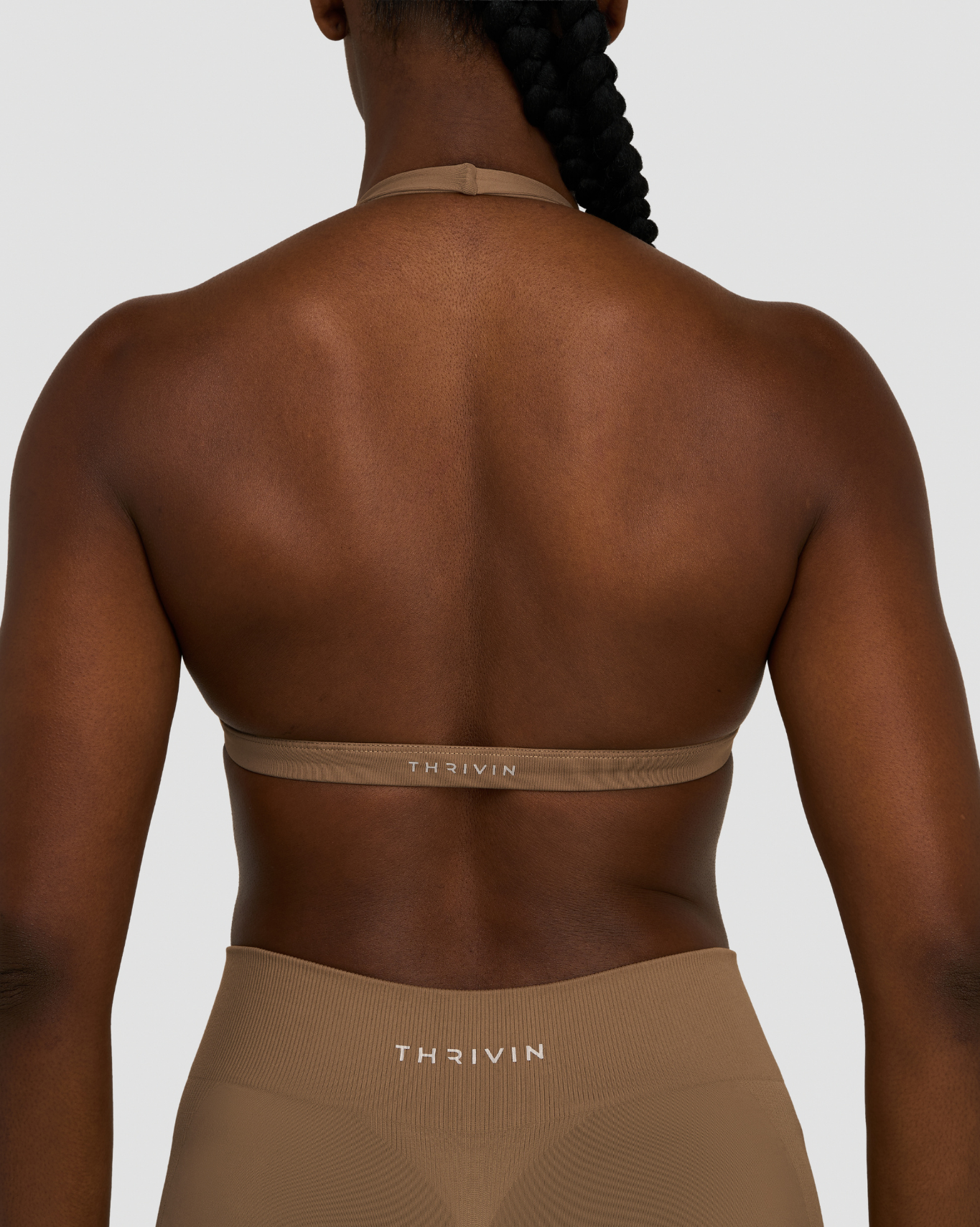 Elevate™ Sculpting Seamless V-Neck Halter Bra | Toffee