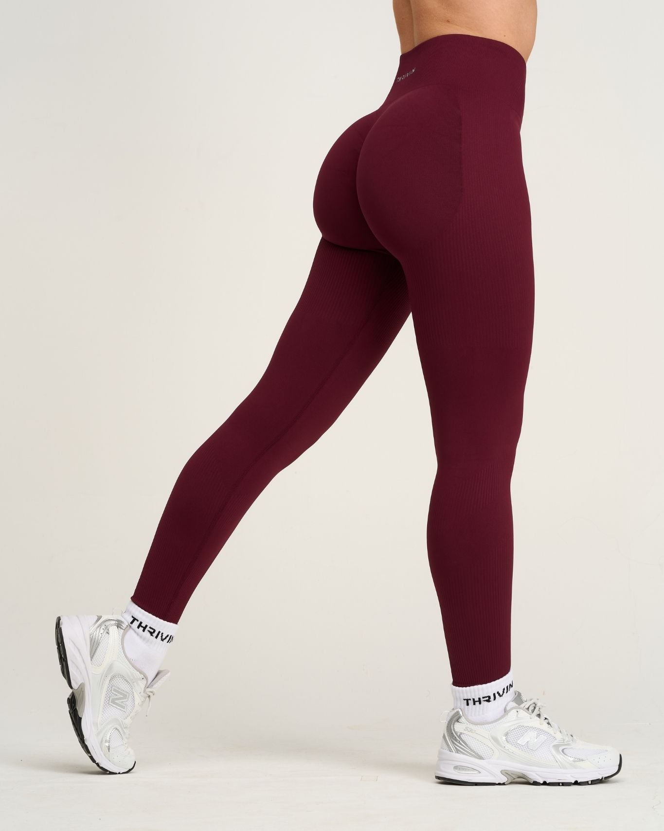Elevate™ Leggings de Escultura con Cintura Alta y Detalle de Fruncido | Merlot