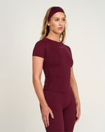 Elevate™ Compression T-shirt | Merlot