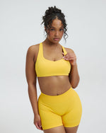 Elevate™ Sculpting Medium Impact Multiway Bra | Banana