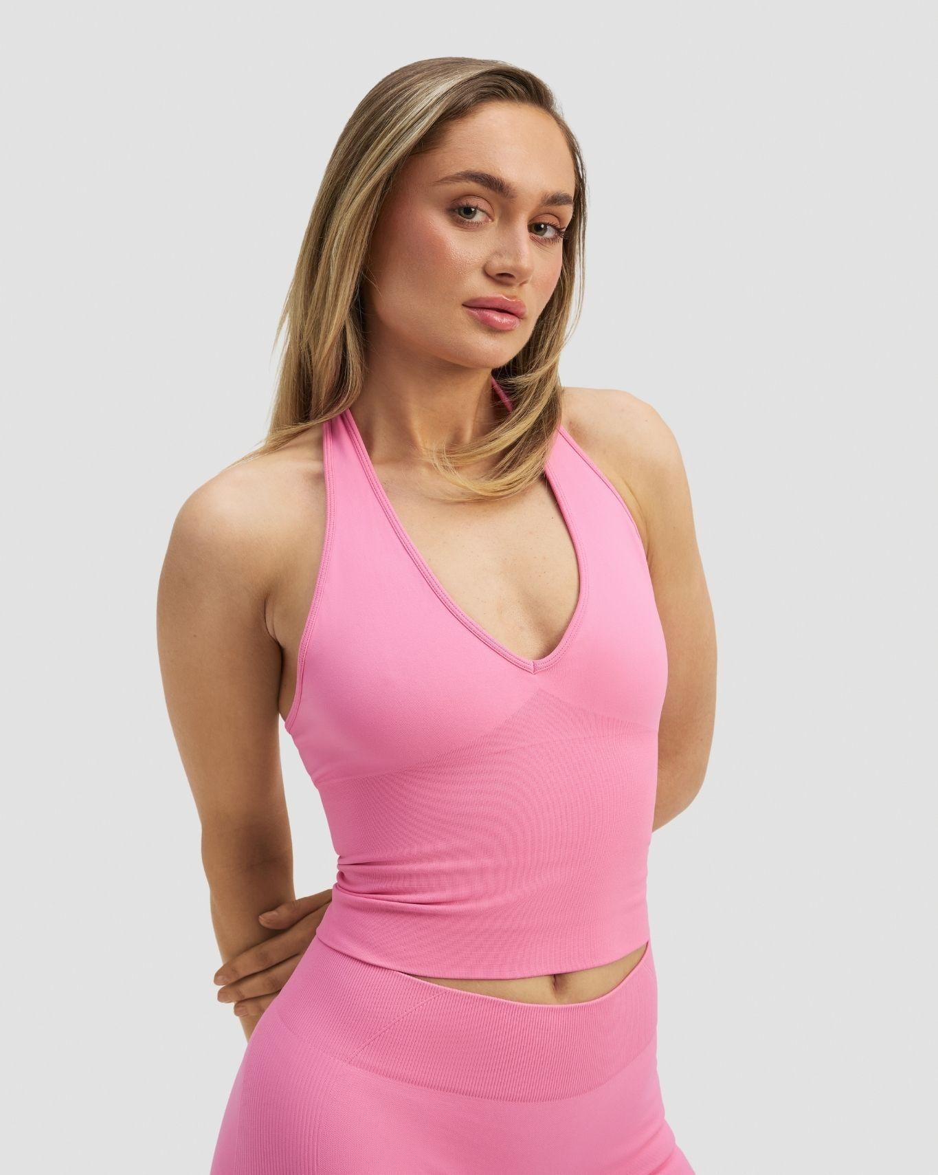 Elevate™ Sculpting Seamless Halterneck Top | Bubble Pink