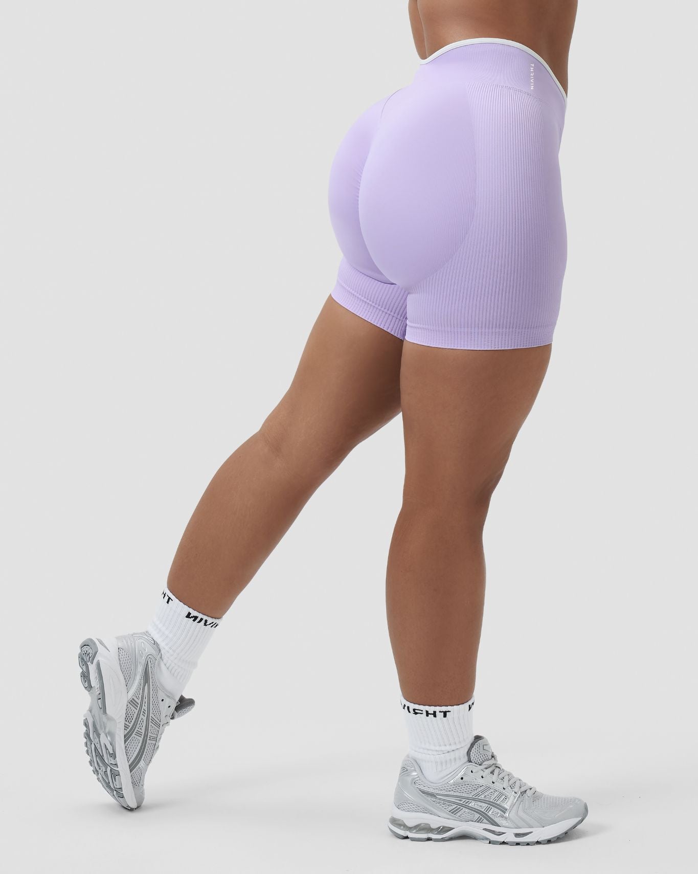 Elevate™ Outline Short Scrunch Shorts | Lilac