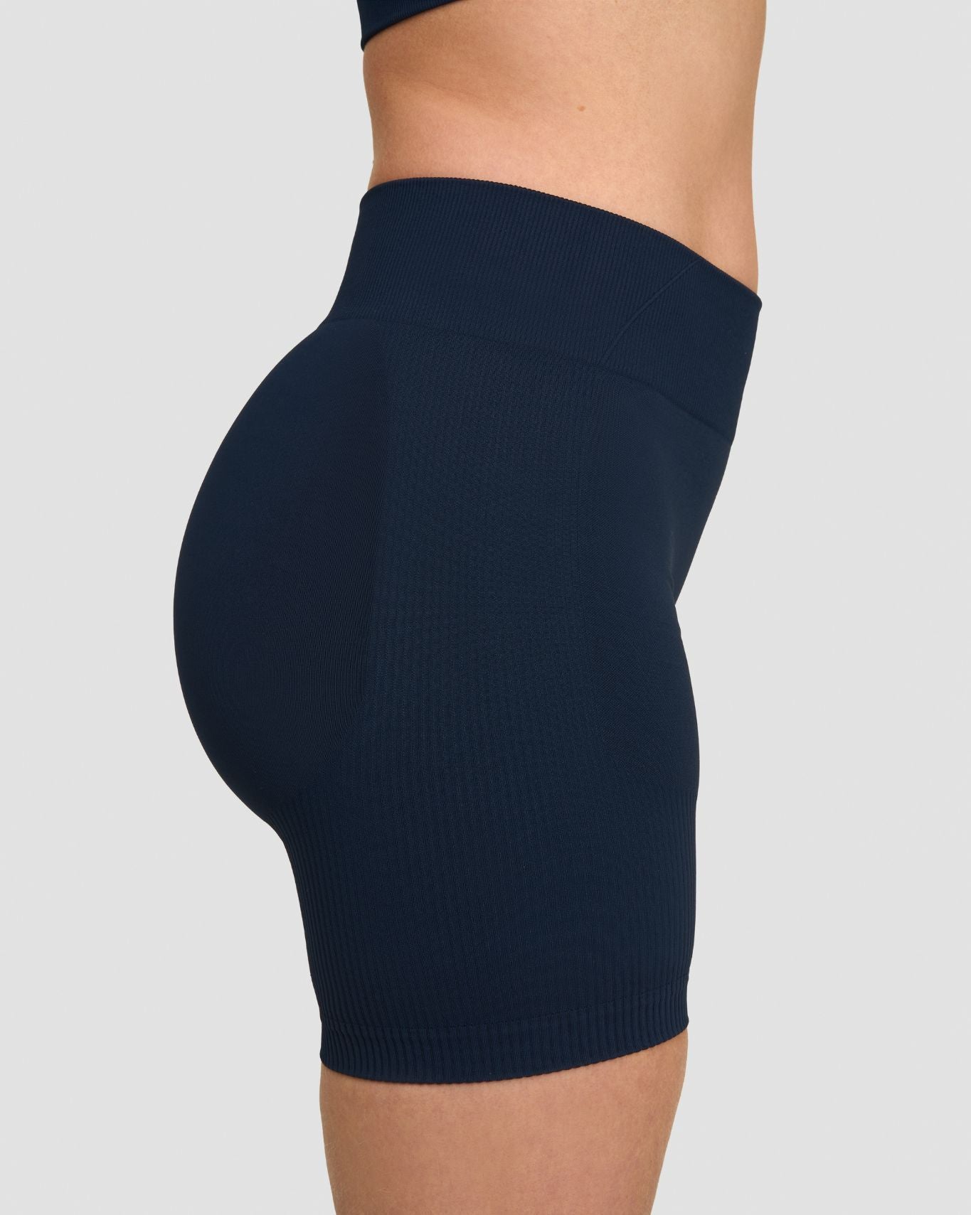 Sculpting Mid Waist Scrunch Bum Shorts - Midnight Navy | Thrivin
