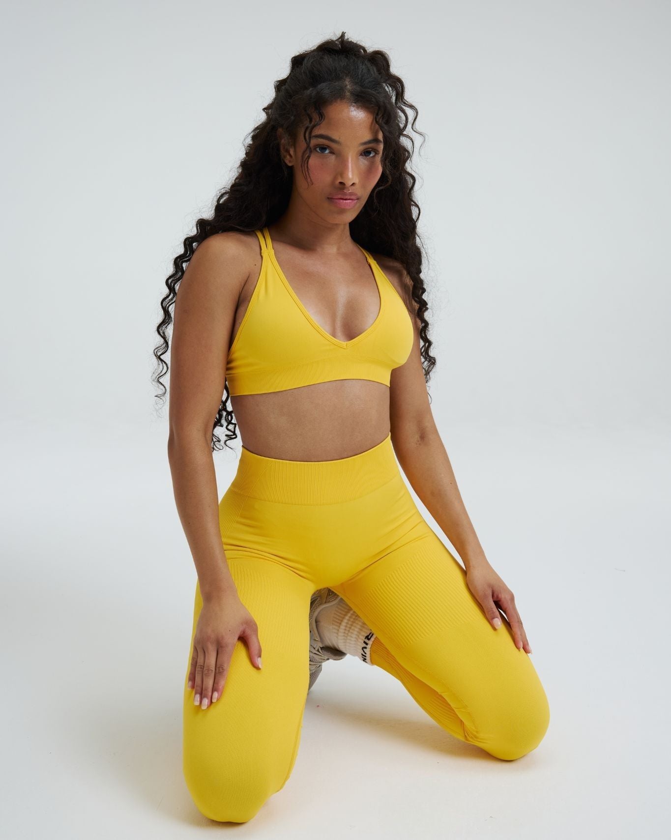 Elevate™ Sculpting Seamless High Apex Bra | Banana