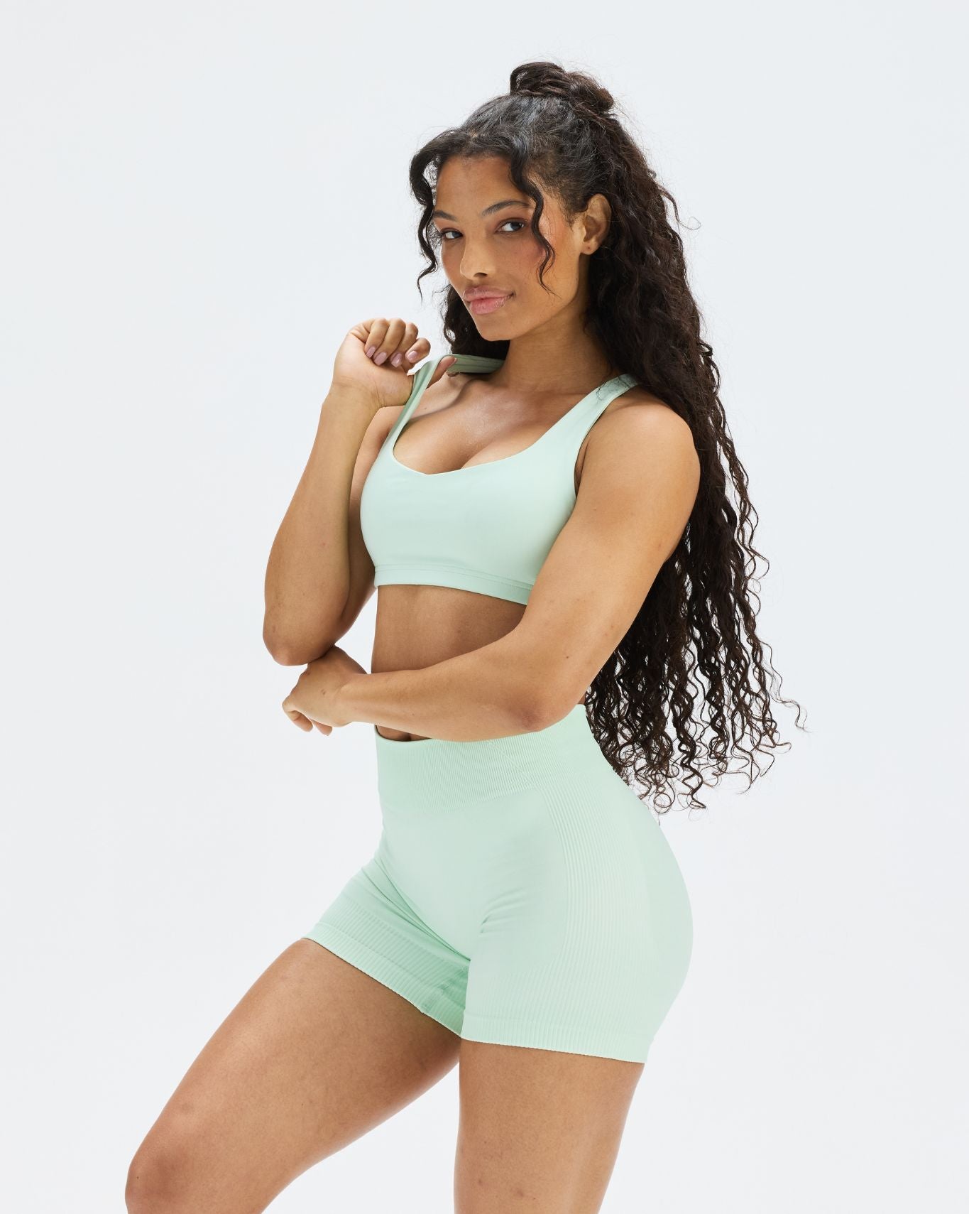 Elevate™ Sculpting Medium Impact Multiway Bra | Mint Julep
