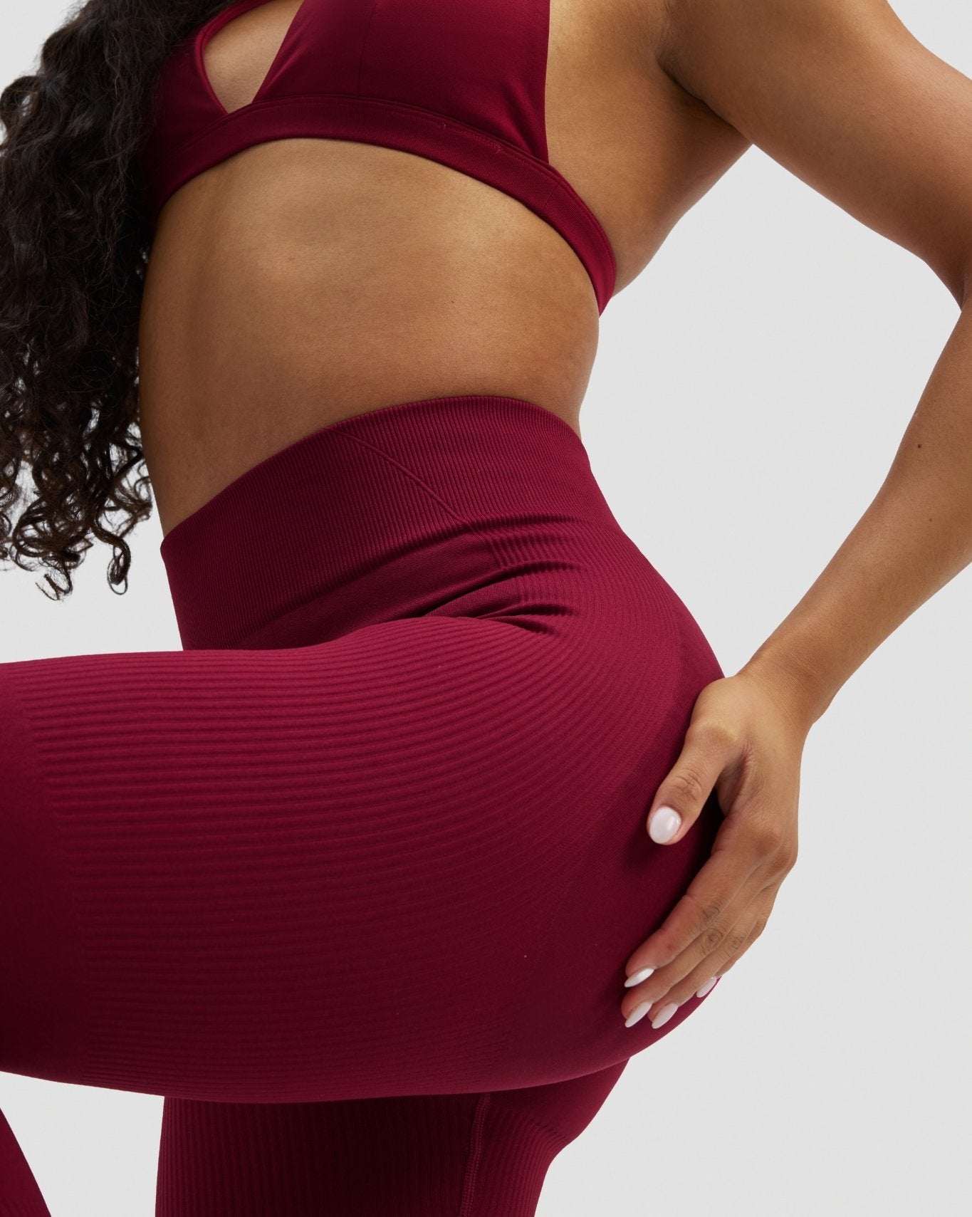 Elevate™ Sculpting Mid Waist Scrunch Leggings | Raspberry