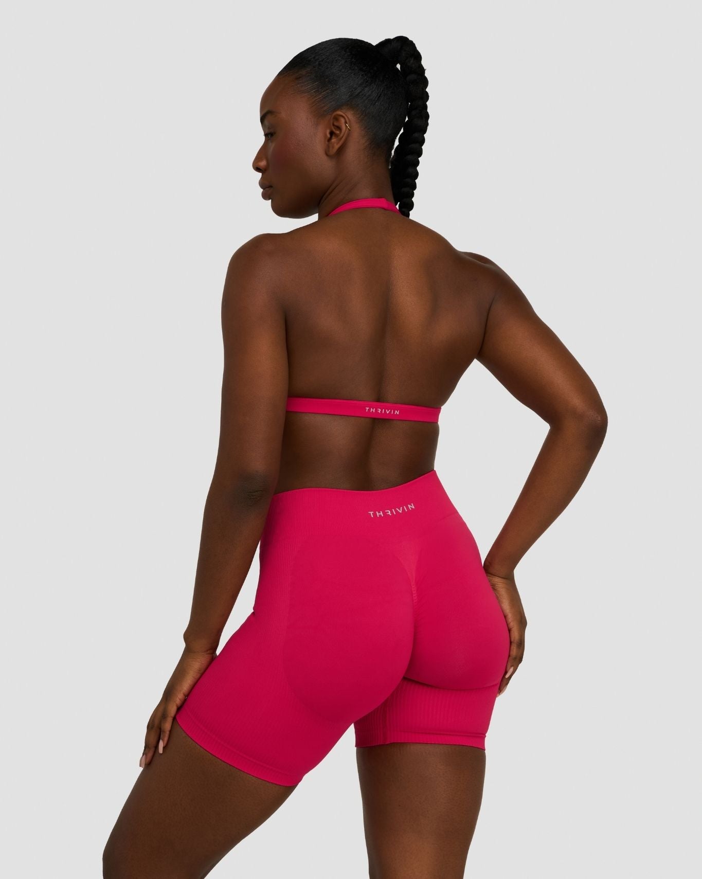 Elevate™ Sculpting Seamless V-Neck Halter Bra | Strawberry