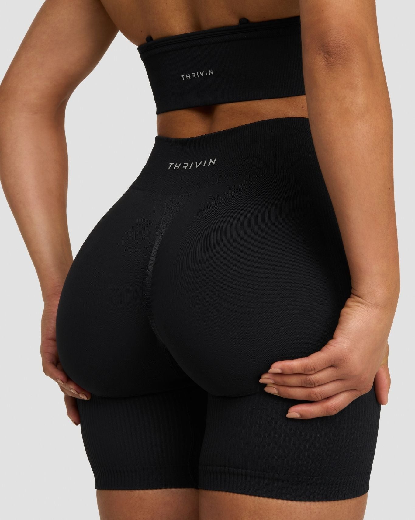 Sculpting Mid Waist Scrunch Bum Shorts - Night Black | Thrivin
