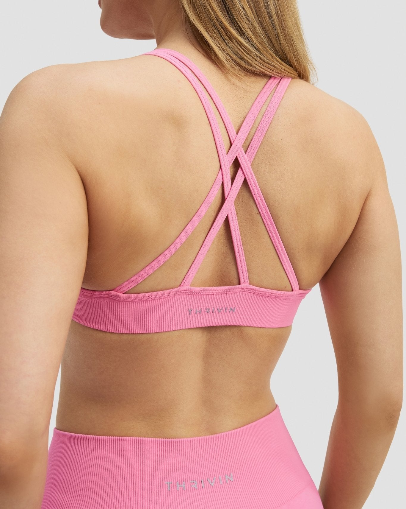 Elevate™ Sculpting Seamless High Apex Bra | Bubble Pink